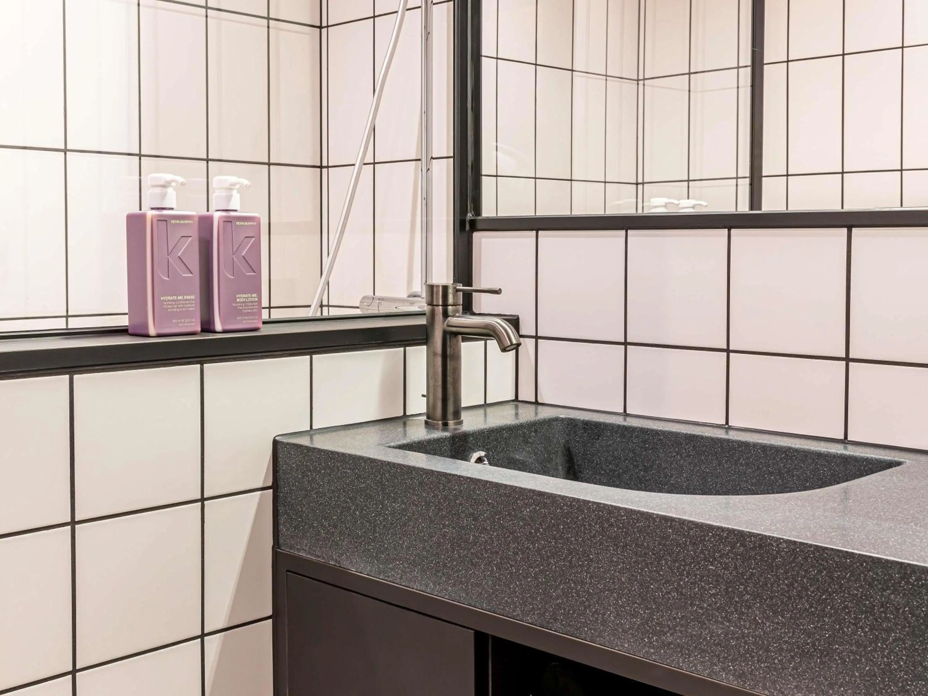 Bedroom in Tribe Paris Saint Ouen