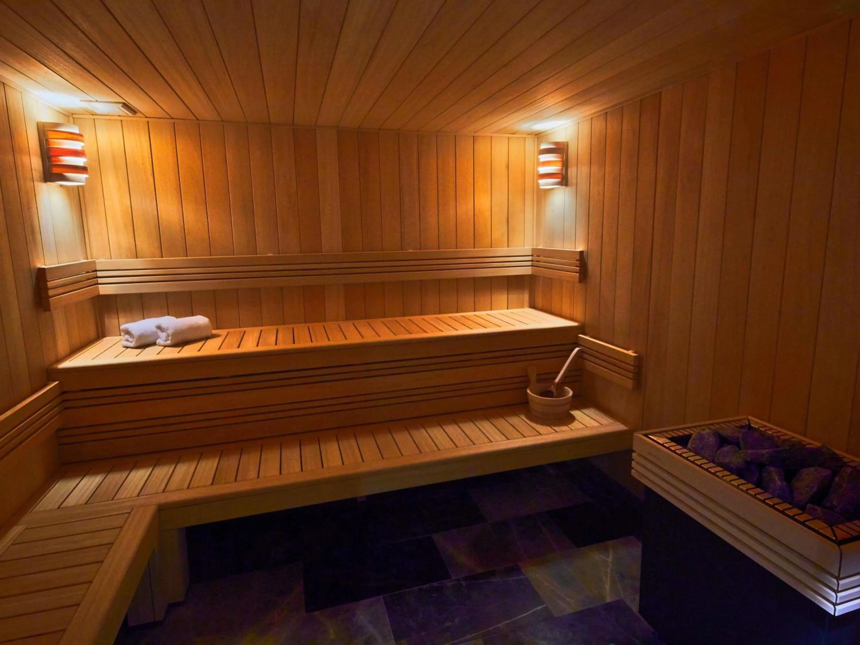 Spa and wellness centre/facilities in La Licorne Hotel & Spa Troyes - MGallery Collection