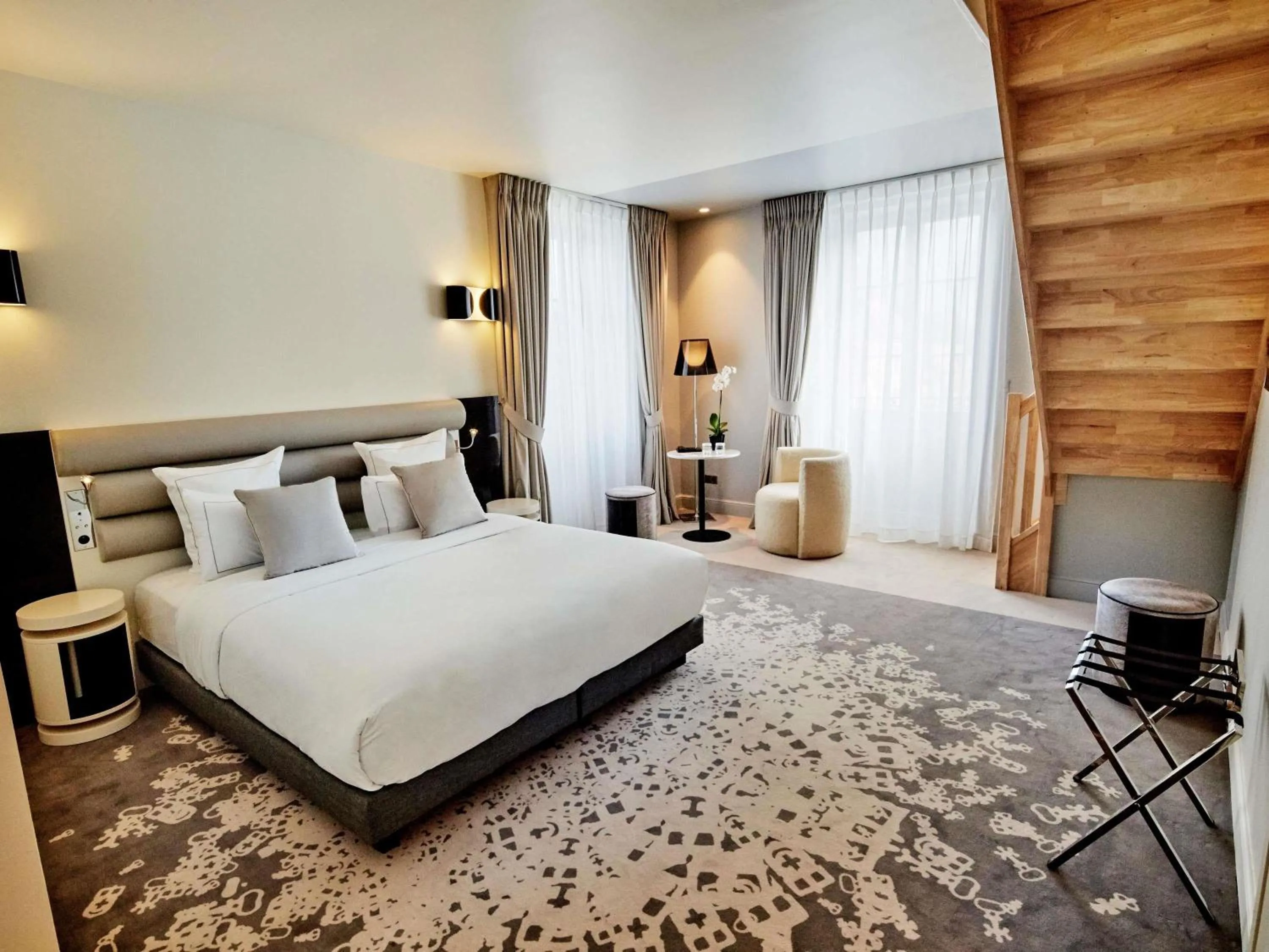 Bedroom, Bed in La Licorne Hotel & Spa Troyes - MGallery Collection