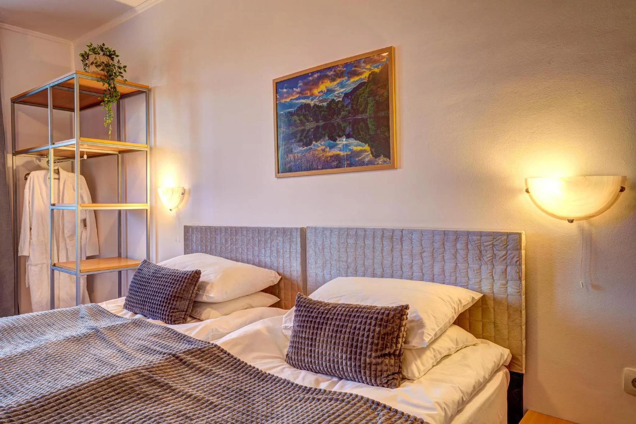 Bed in Complex Silver Hills