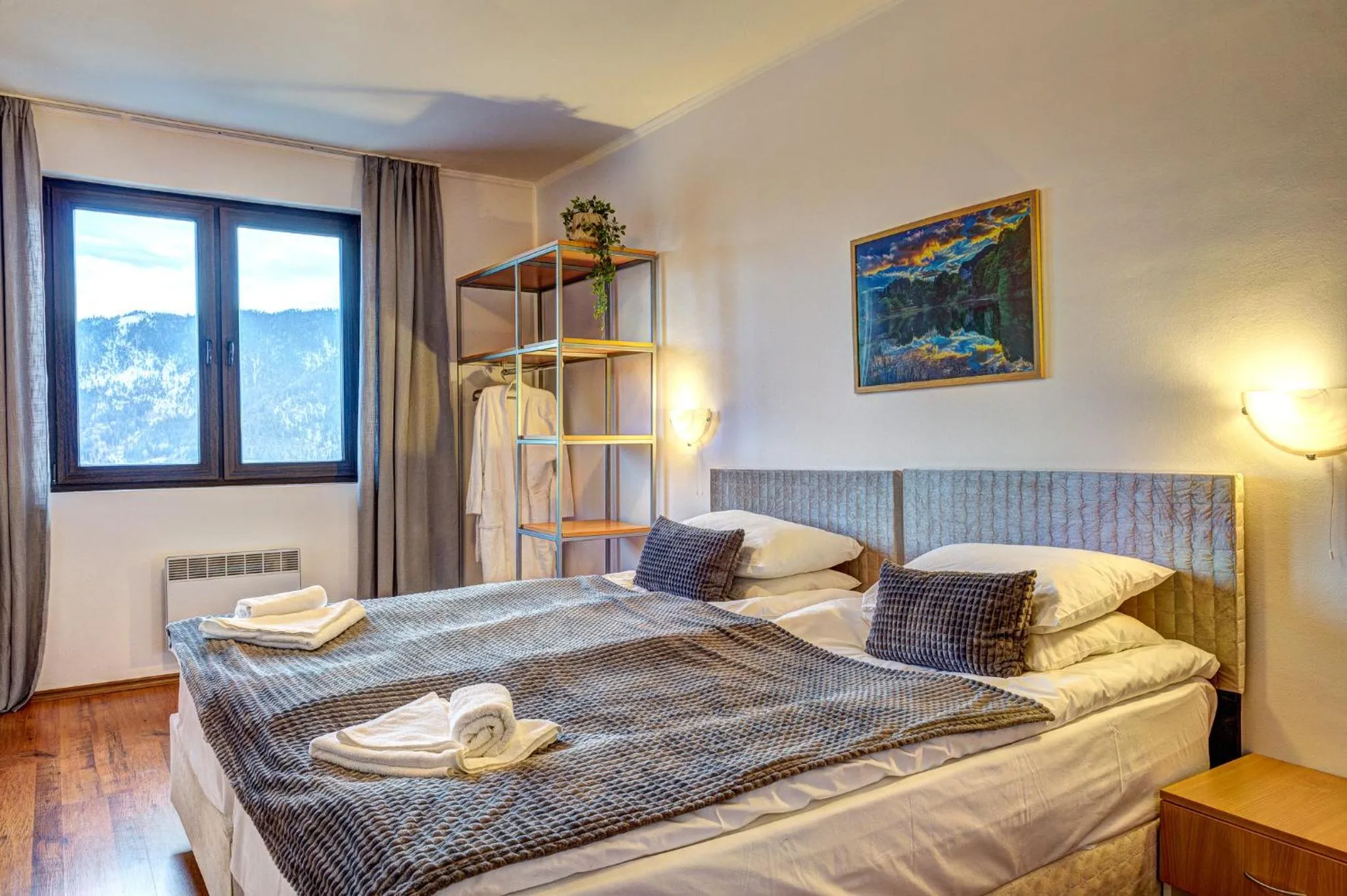 Bed in Complex Silver Hills