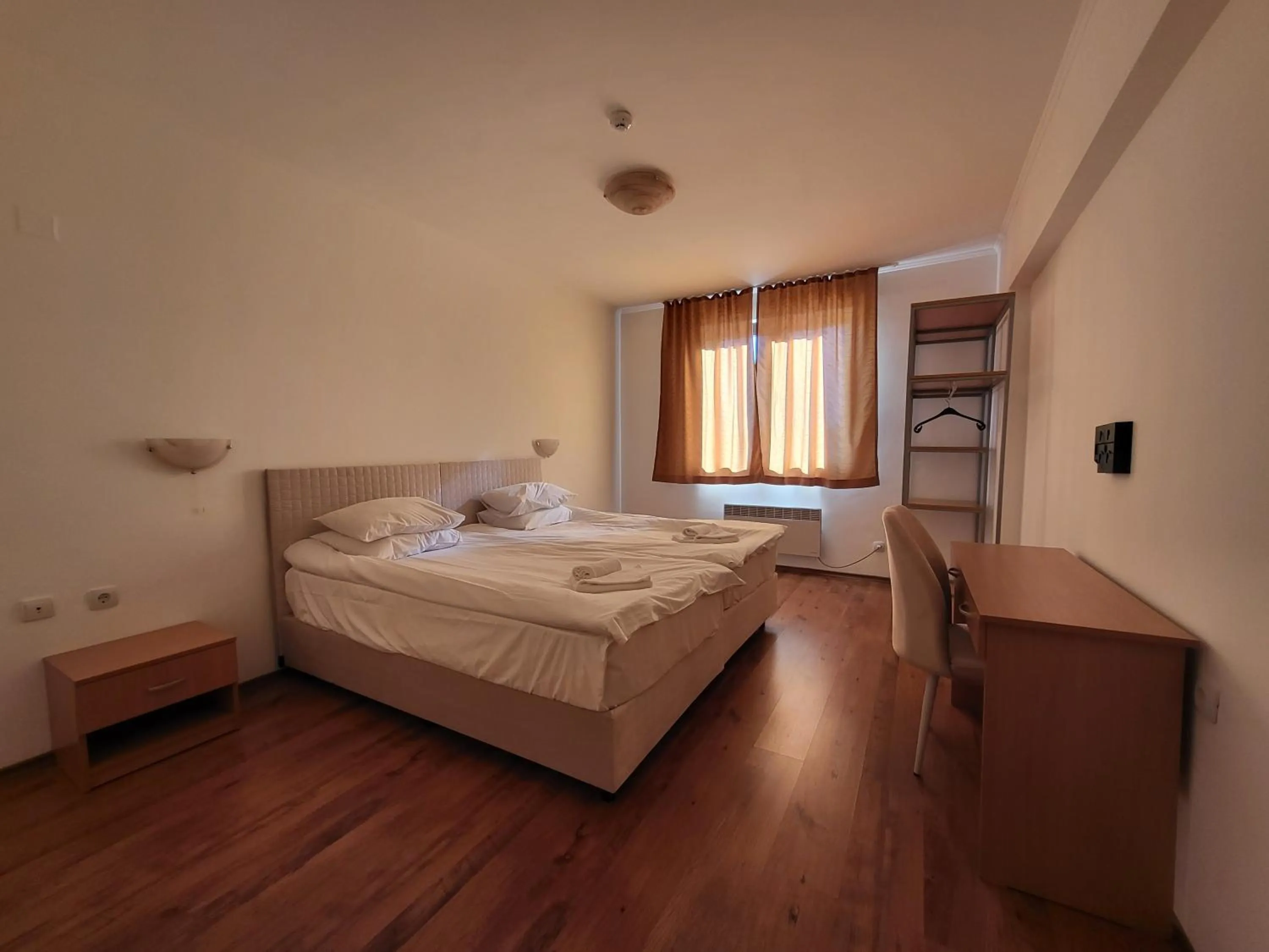 Bed in Complex Silver Hills