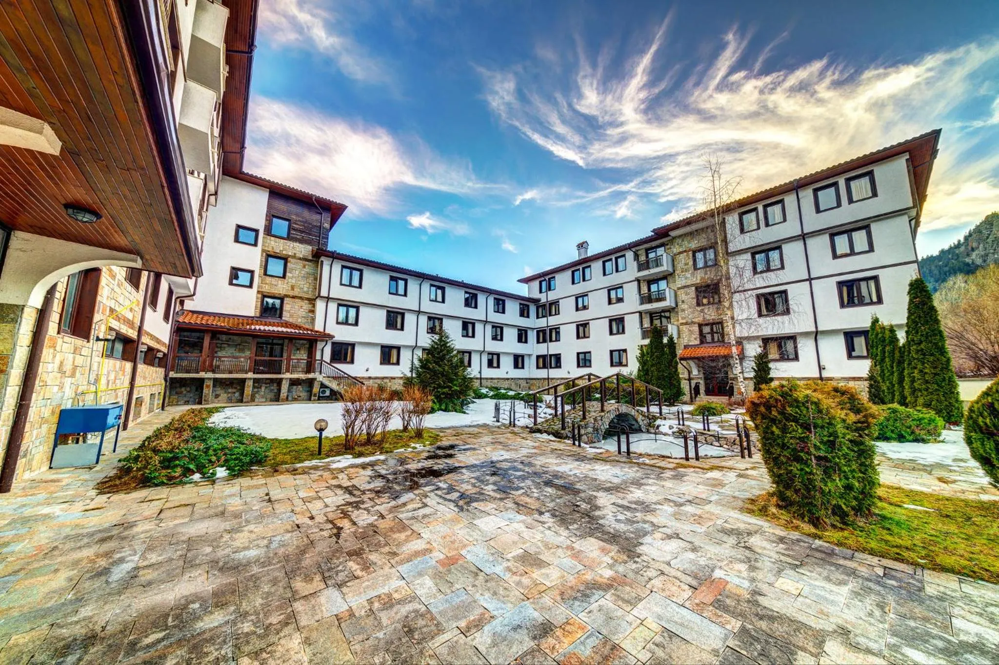 Property building in Complex Silver Hills