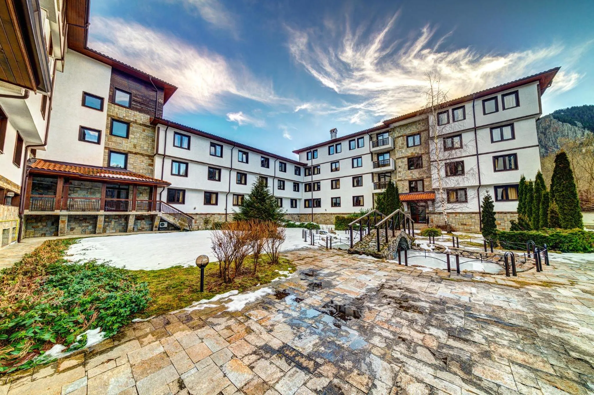 Property building in Complex Silver Hills