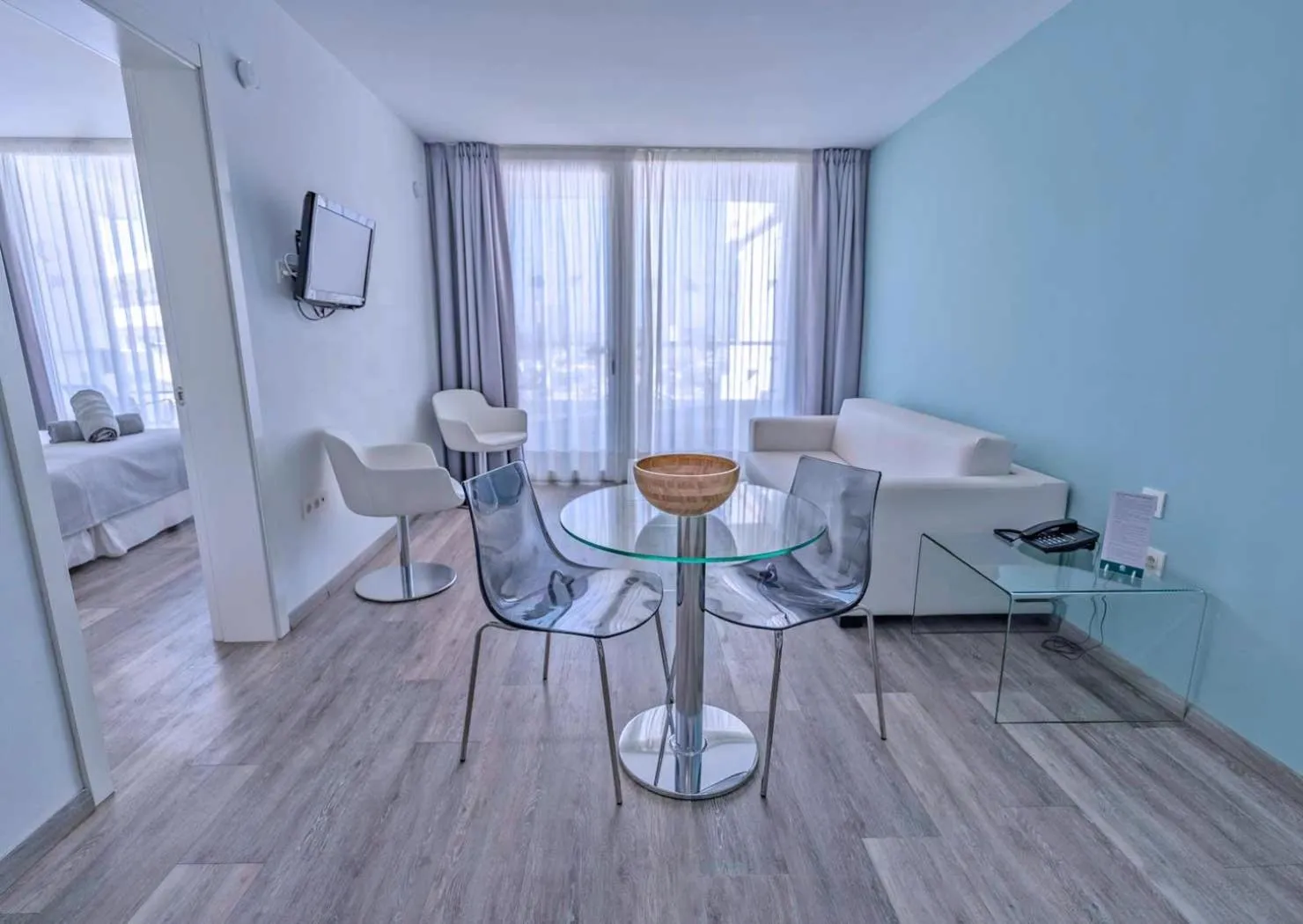 Photo of the whole room in Coral Ocean View - Adults Only