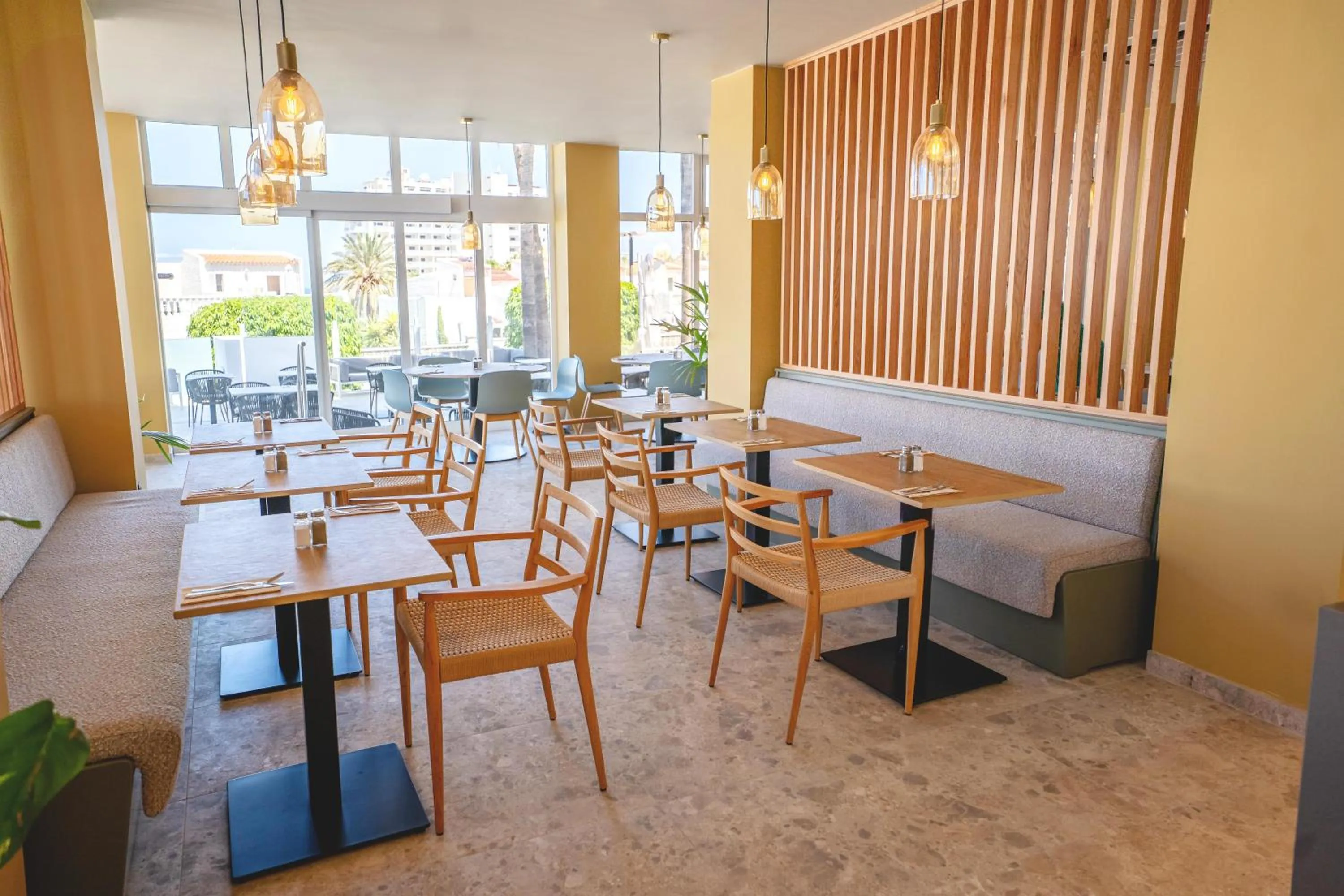 Restaurant/places to eat in Coral Ocean View - Adults Only