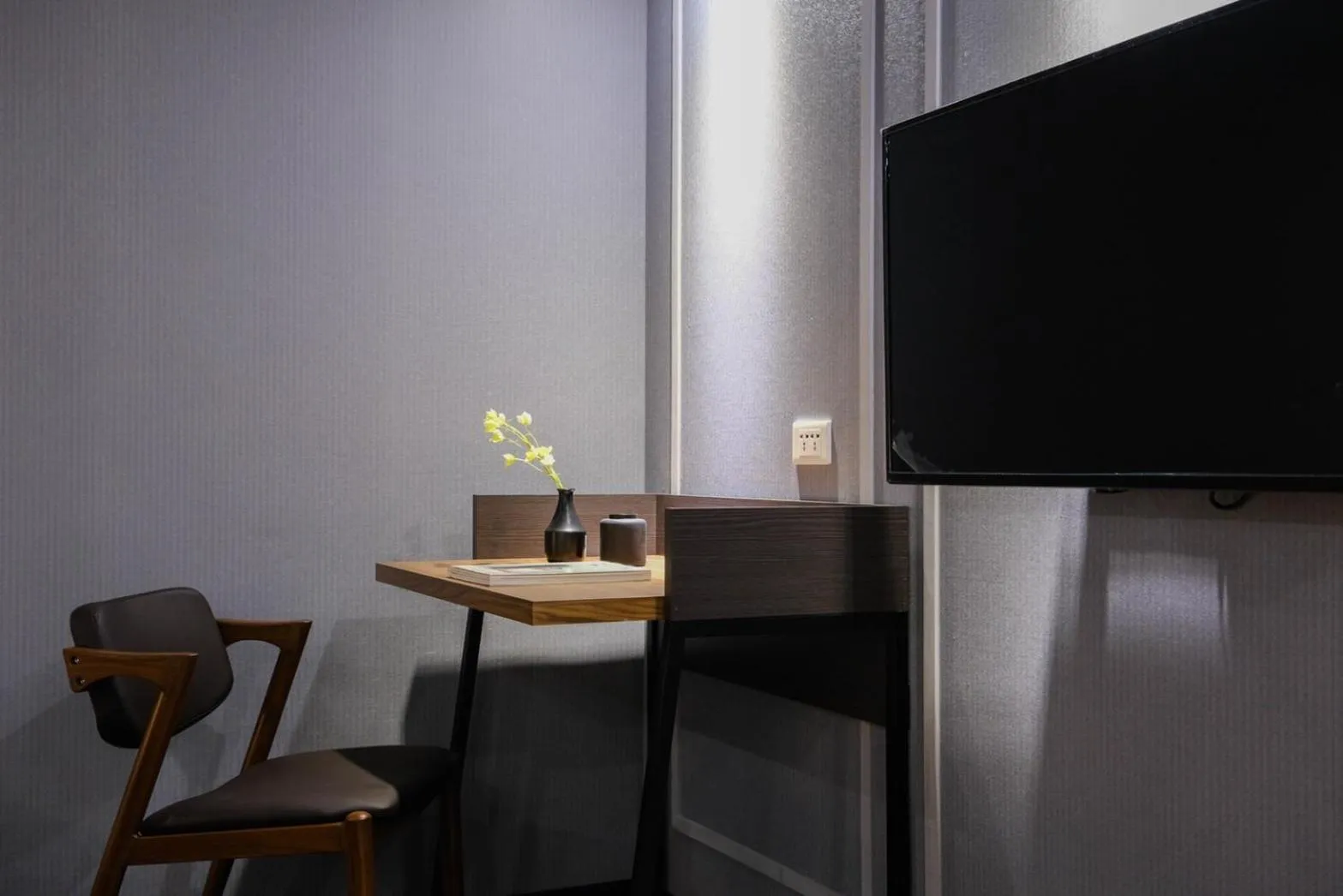 Seating area in Giant Rich Hotel