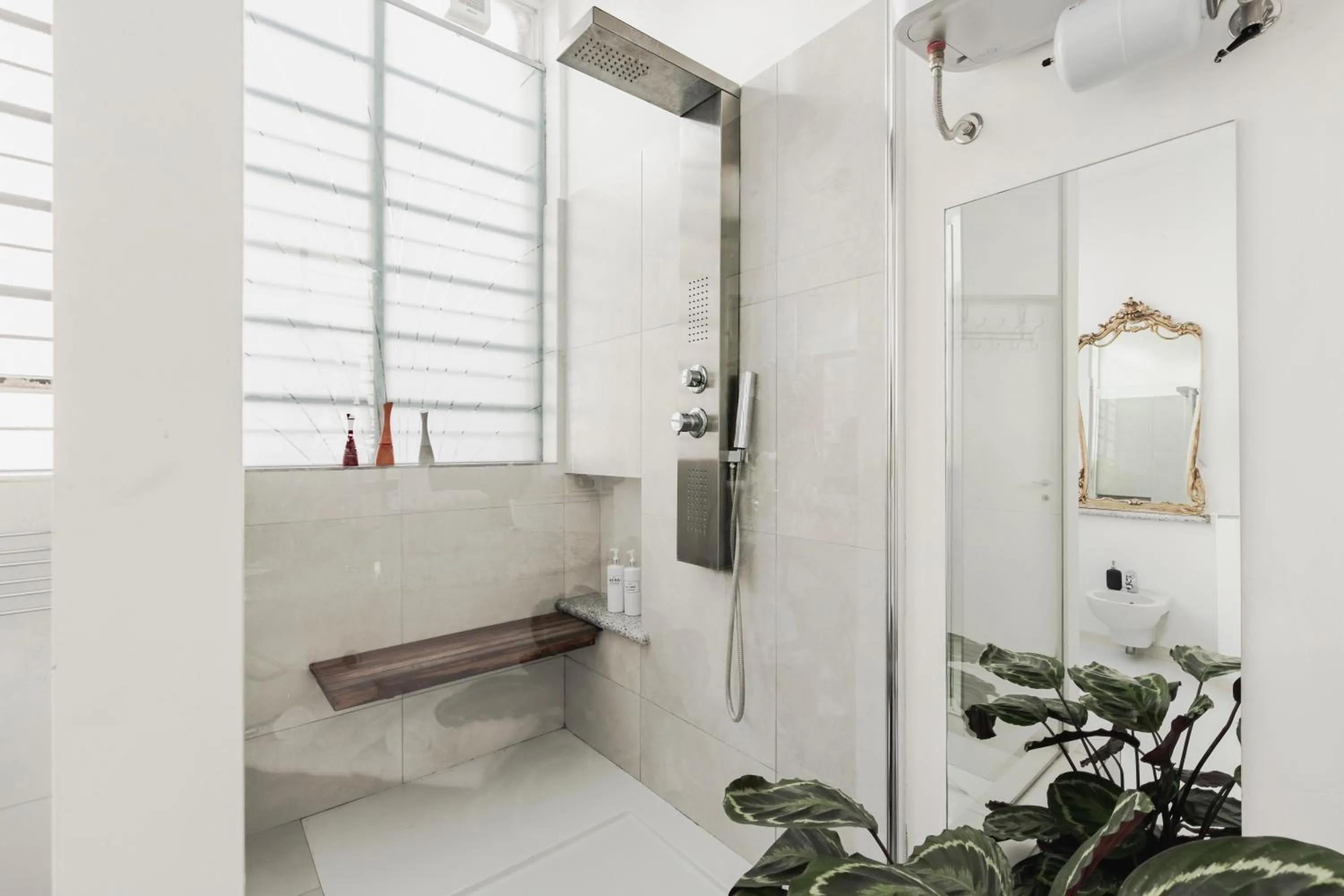 Shower in MY PLACE Suite Apartment - Milano Navigli