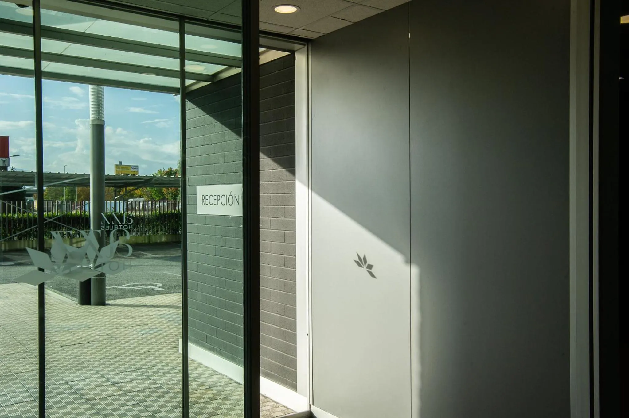 Lobby or reception in AZZ Pamplona Norte Hotel