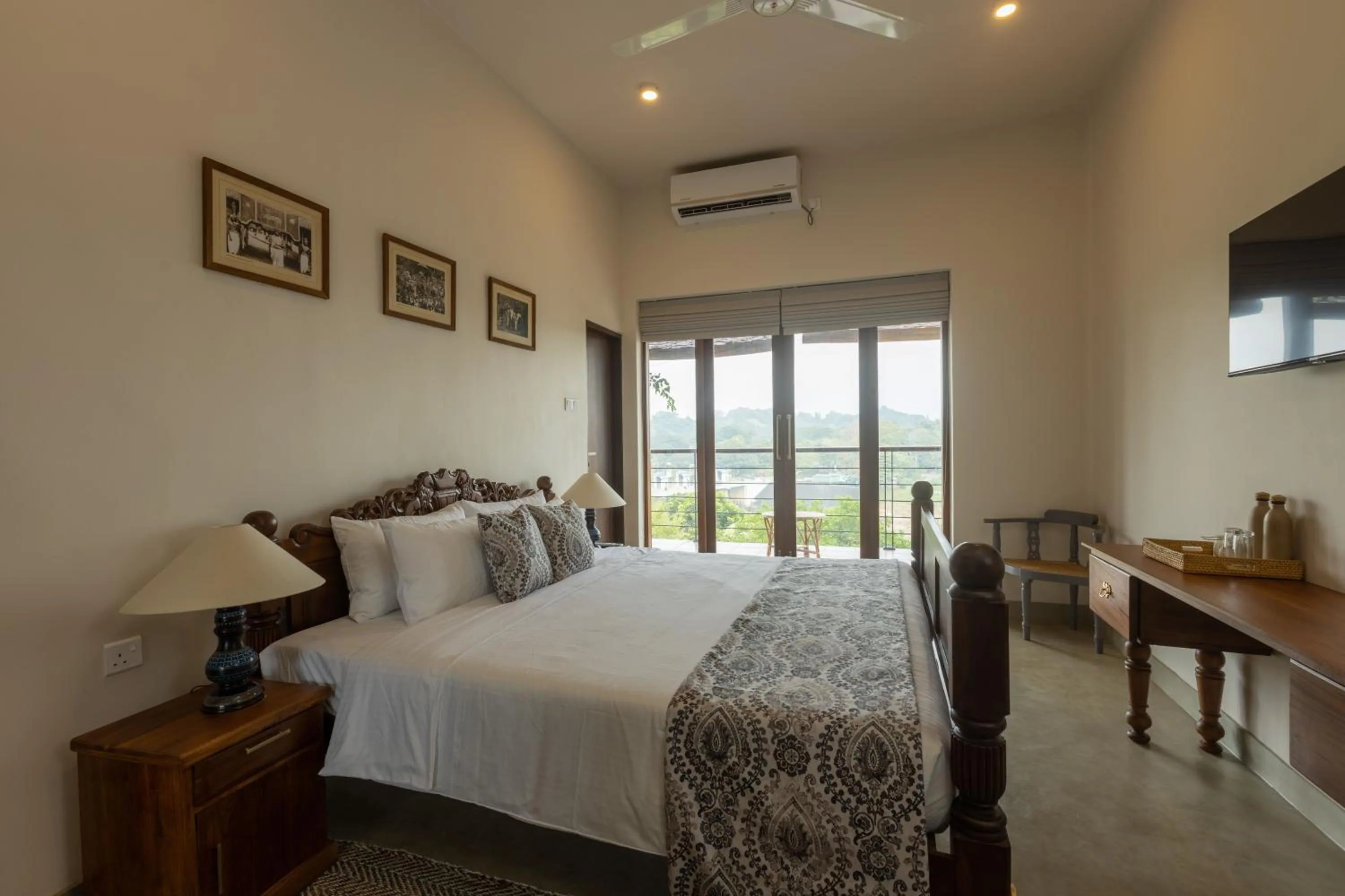 Bed in Edgar Mansion Kandy