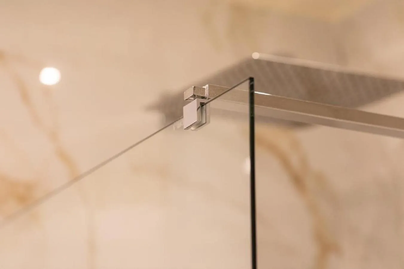 Shower in Bhr Cavour 150