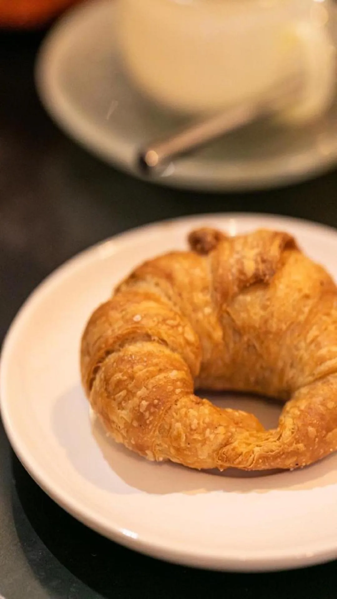 Food and drinks in Bhr Cavour 150