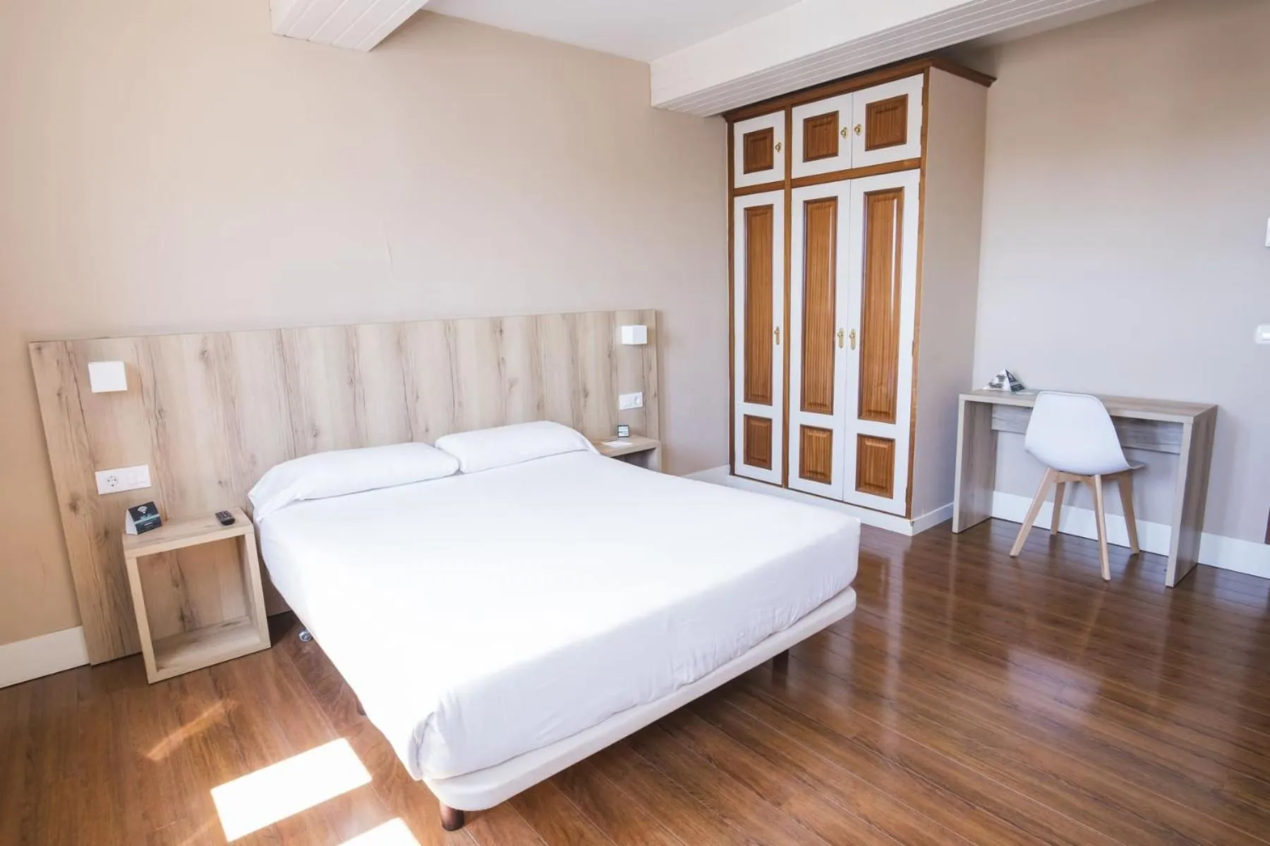 Bed in Hotel Alda Avenida