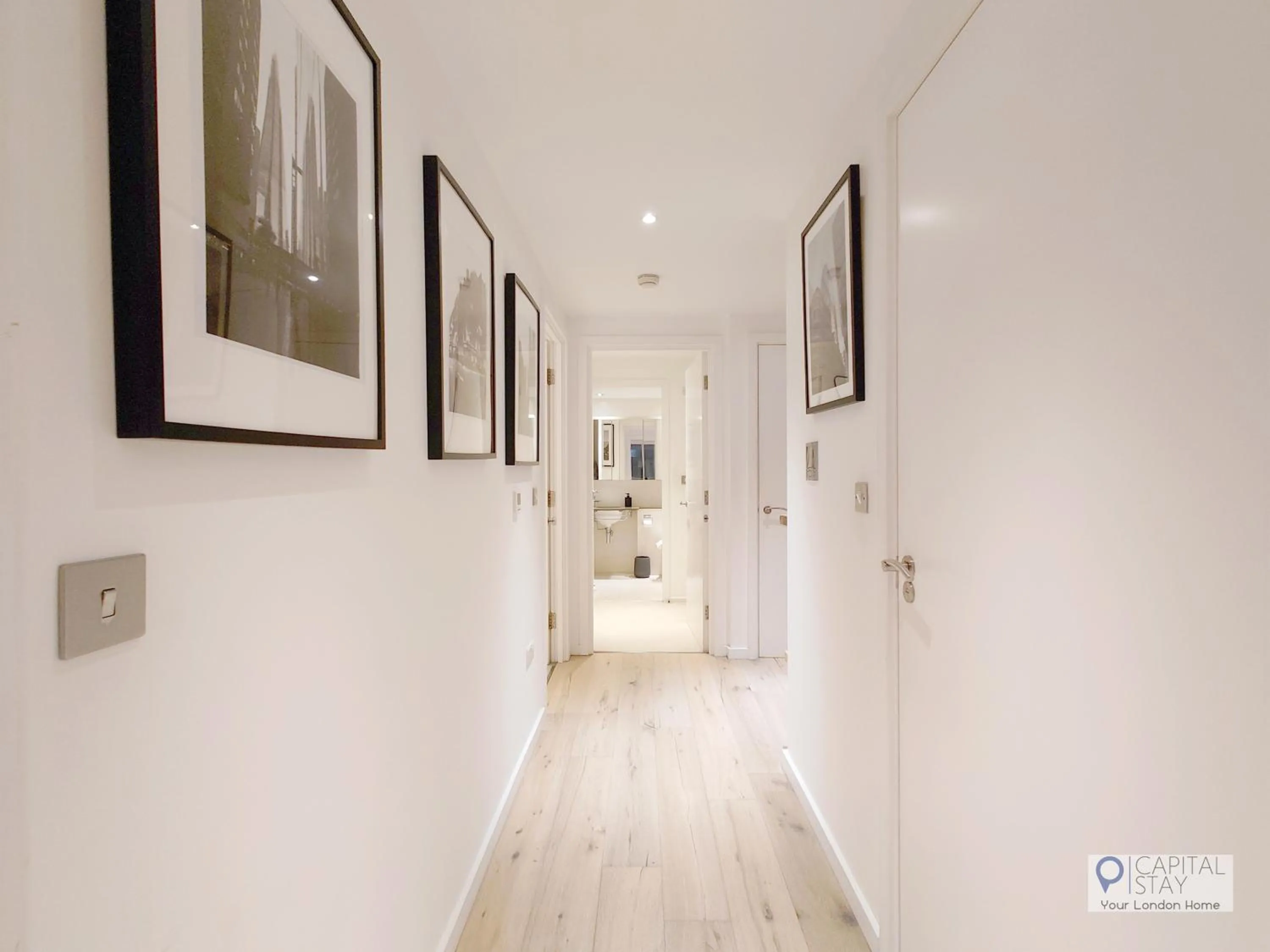 Bathroom in Deluxe Two Bed Apartment with River & City View