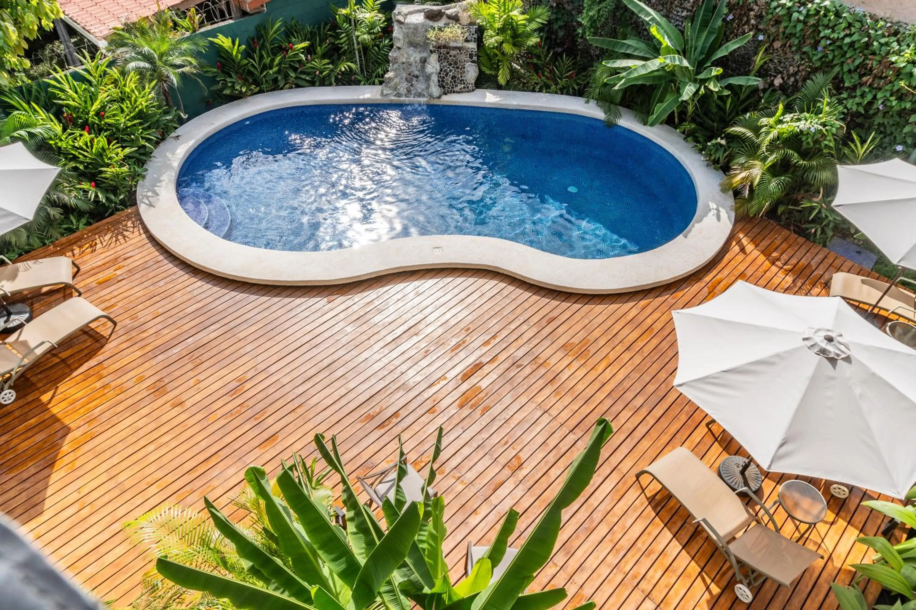 Swimming pool in Residencias Samara