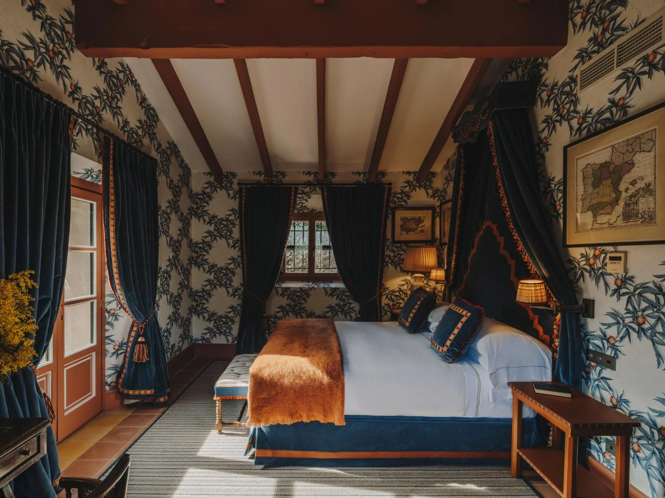 Bed in Grand Hotel Son Net