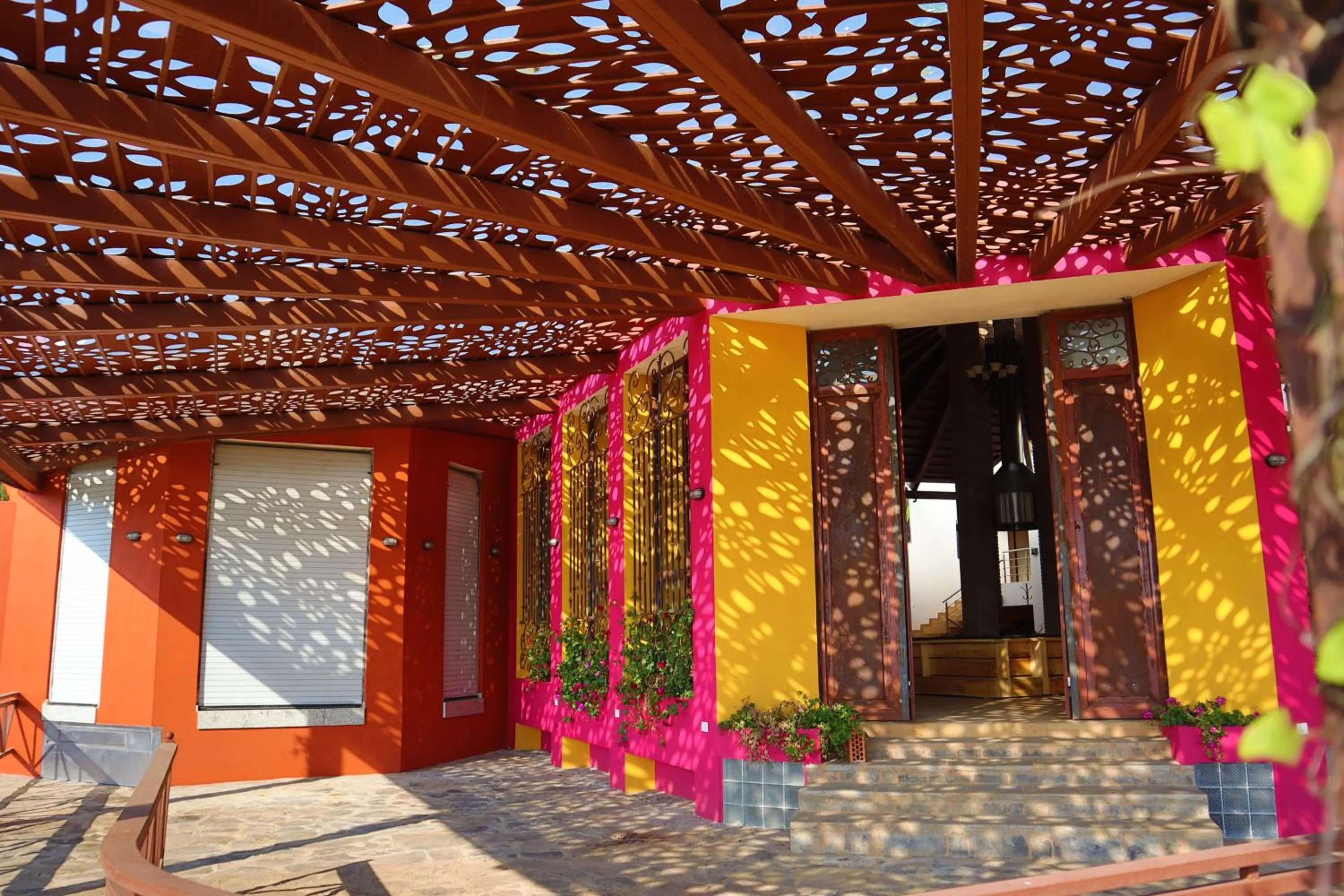 Restaurant/places to eat in MASIA ARAMENI