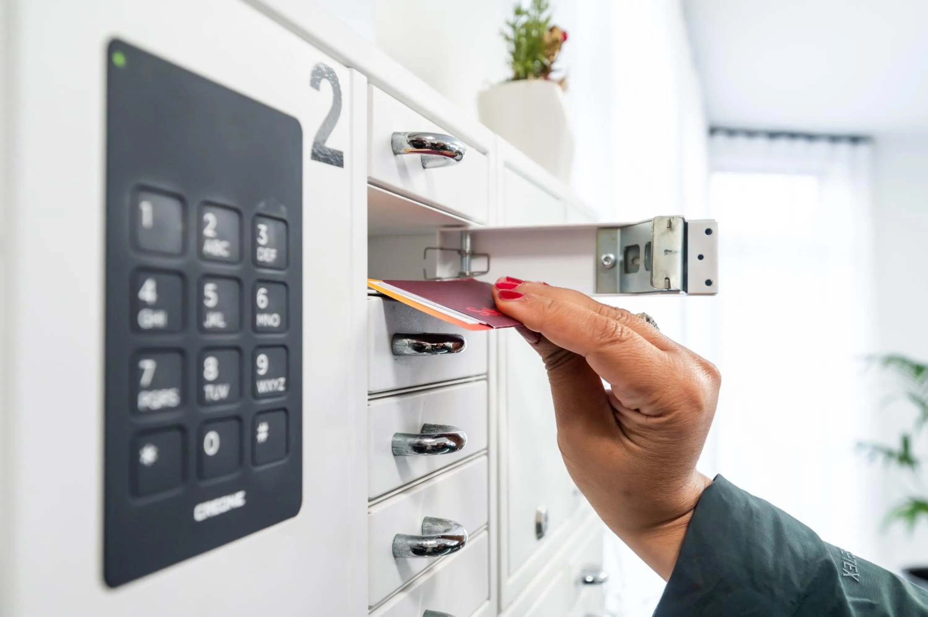 locker in Solsen Flexi-Stay & Motel