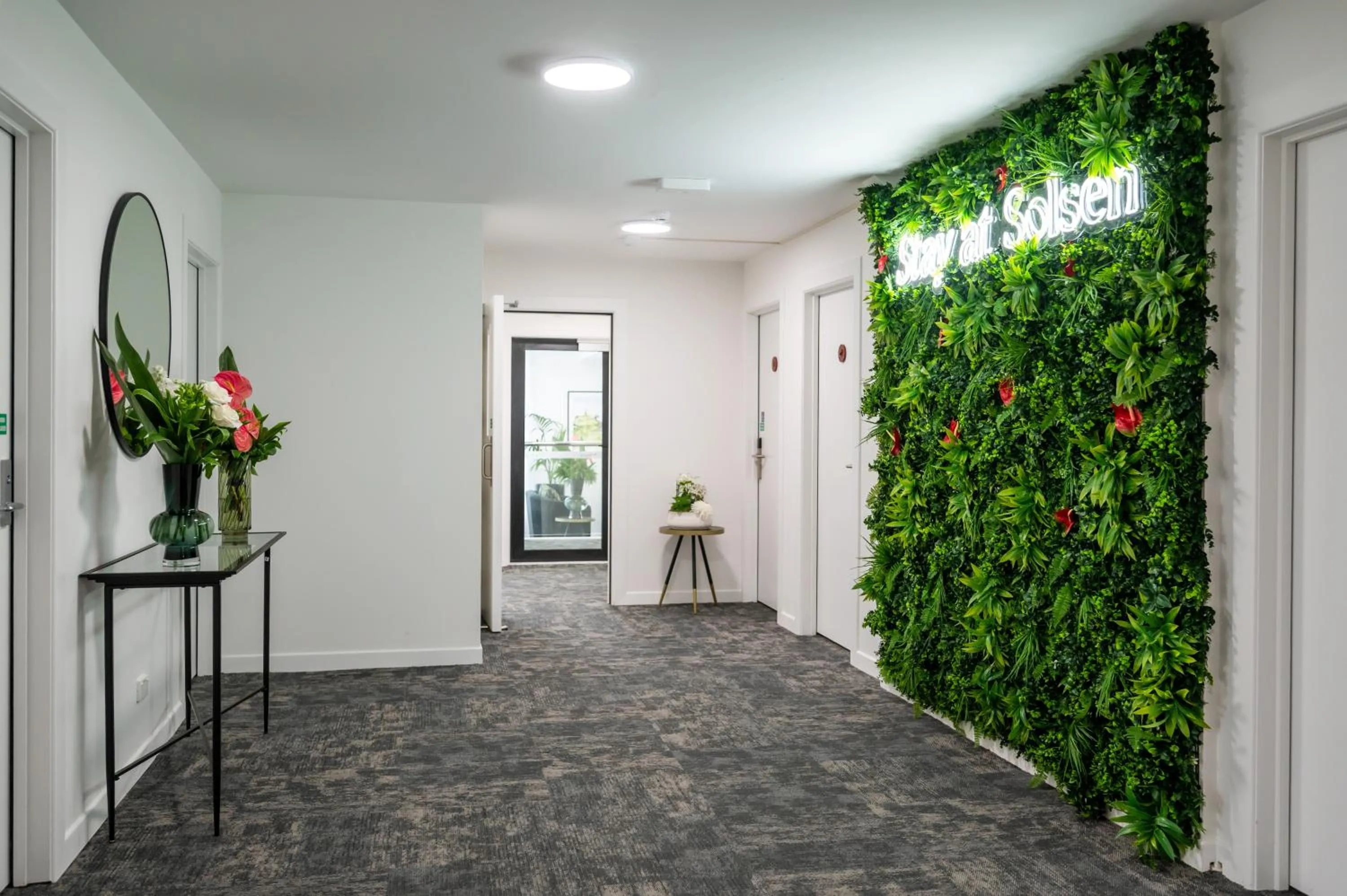 Lobby or reception in Solsen Flexi-Stay & Motel