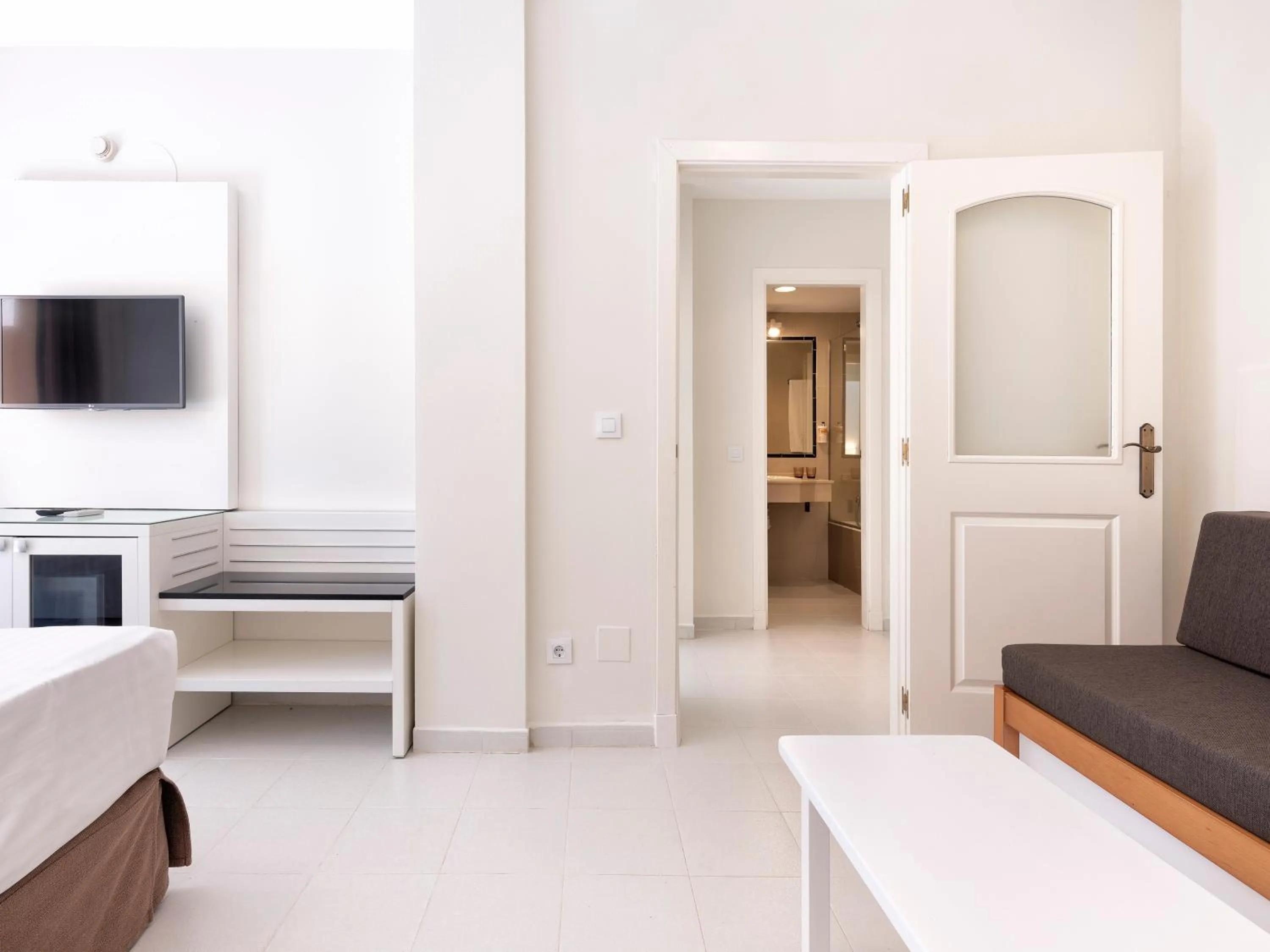 Bedroom in Sol Sancti Petri Aparthotel