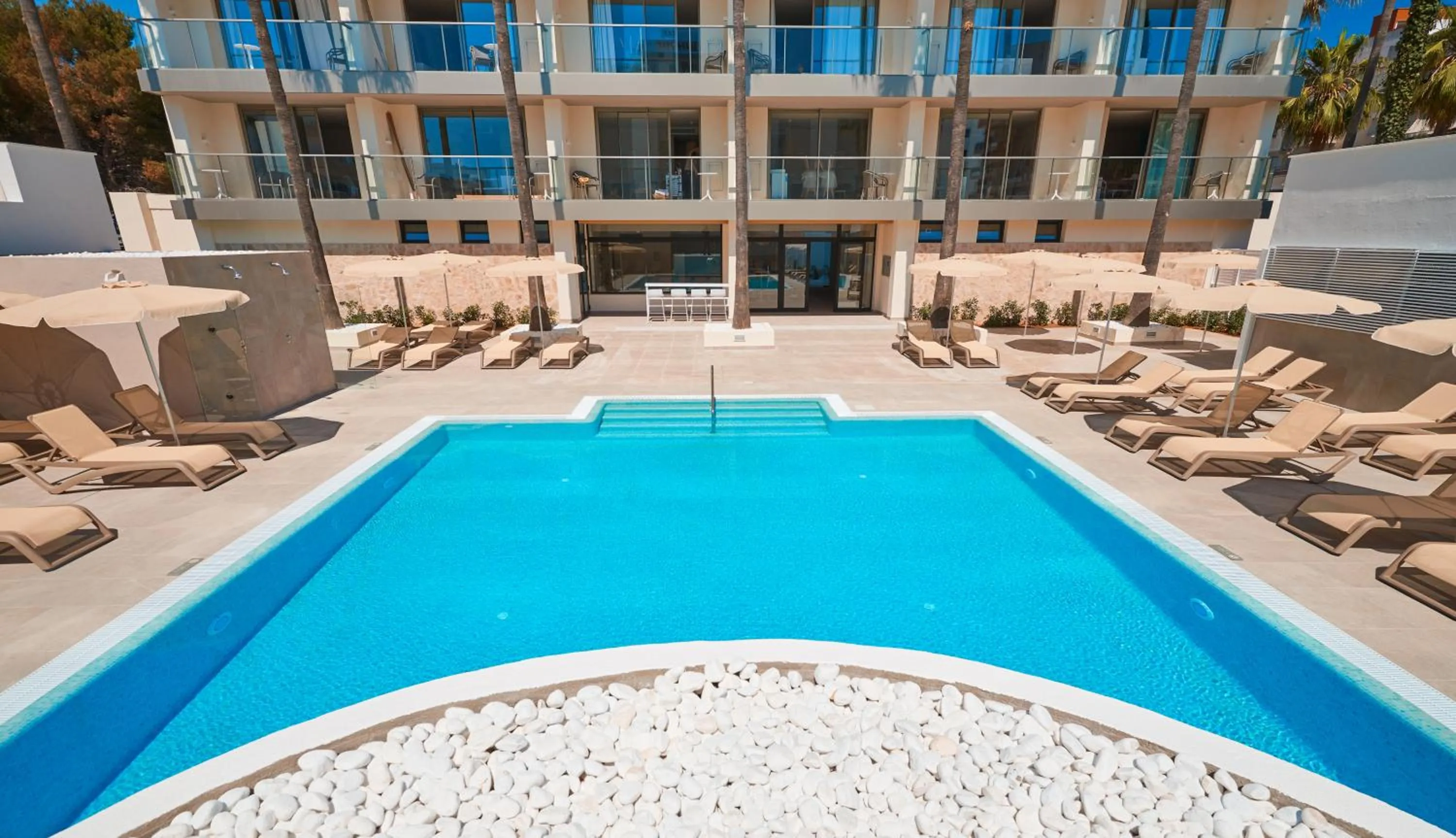 Swimming pool in Protur Atalaya