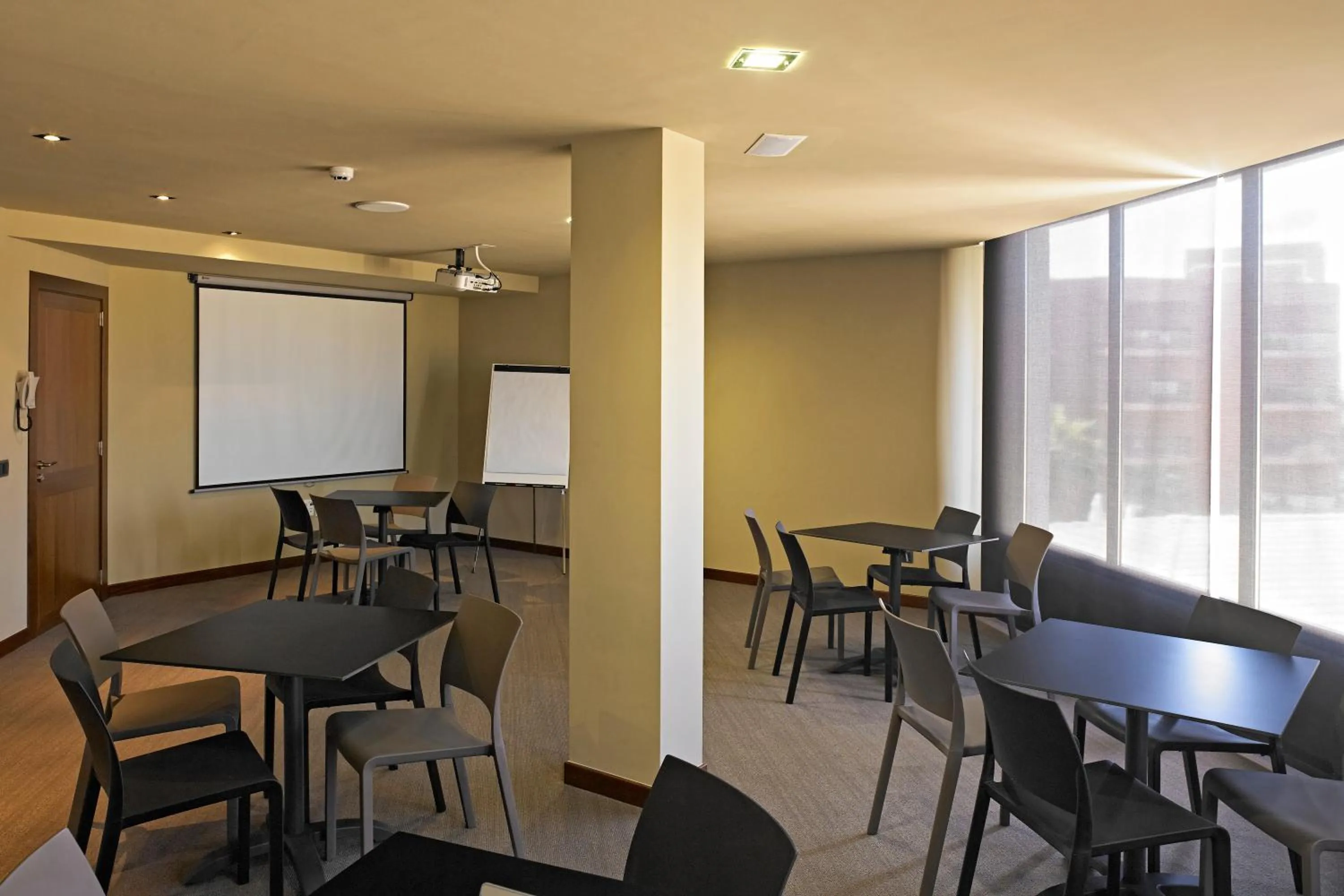 Business facilities in Protur Turo Pins 4* SUP