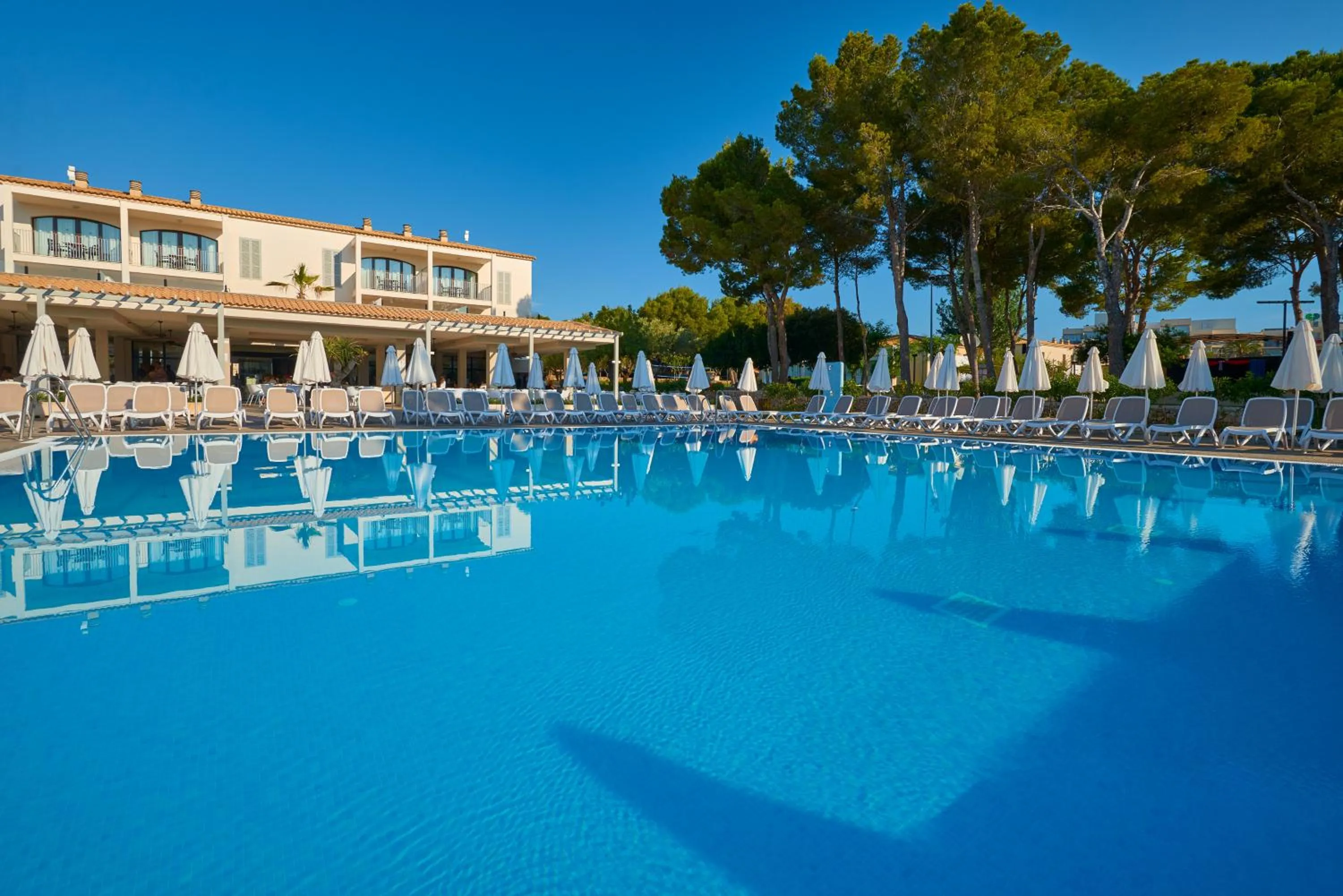 Swimming pool in Protur Floriana Resort 3* SUP