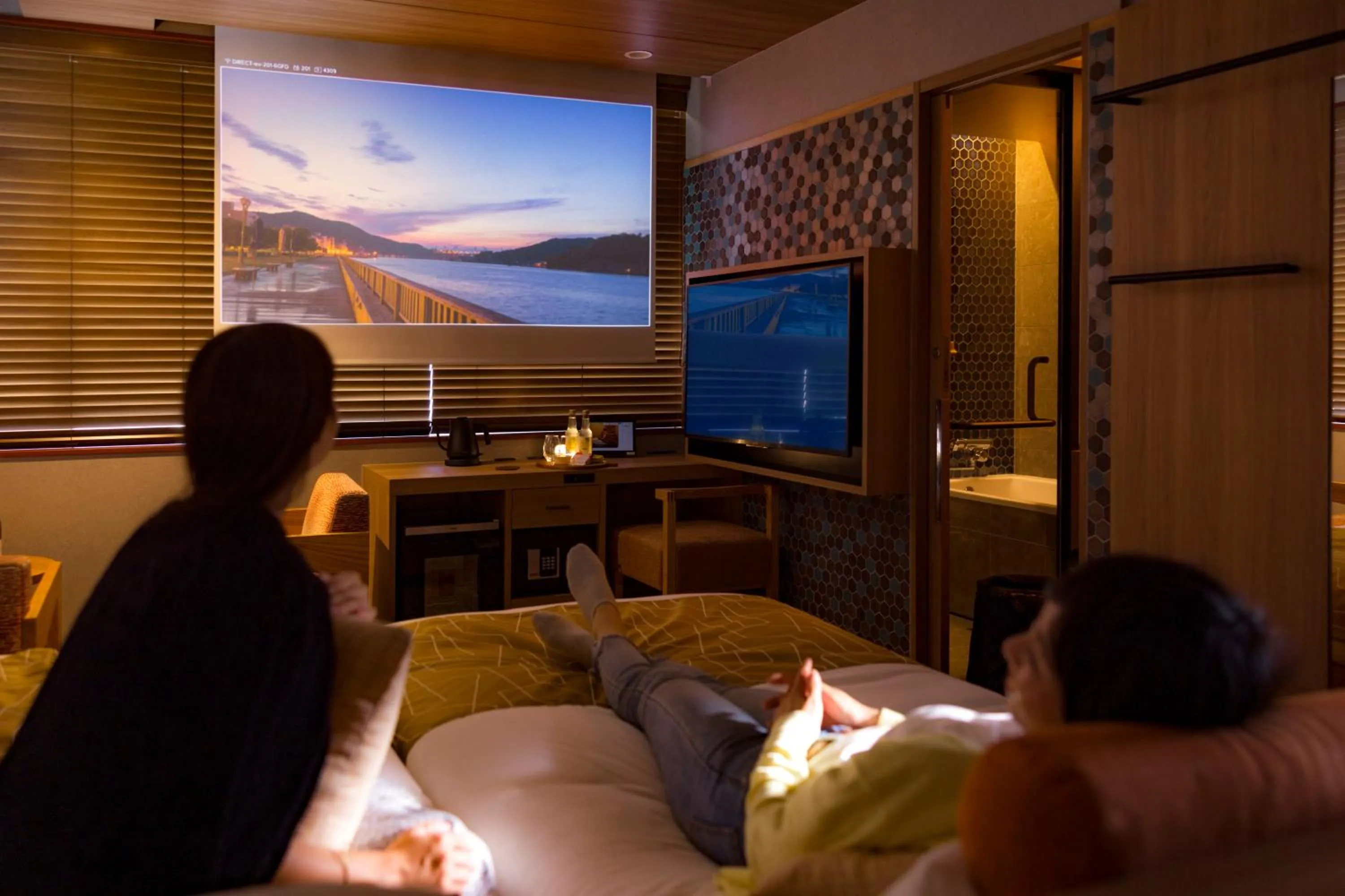 TV and multimedia, Bed in HOTEL BEACON ONOMICHI