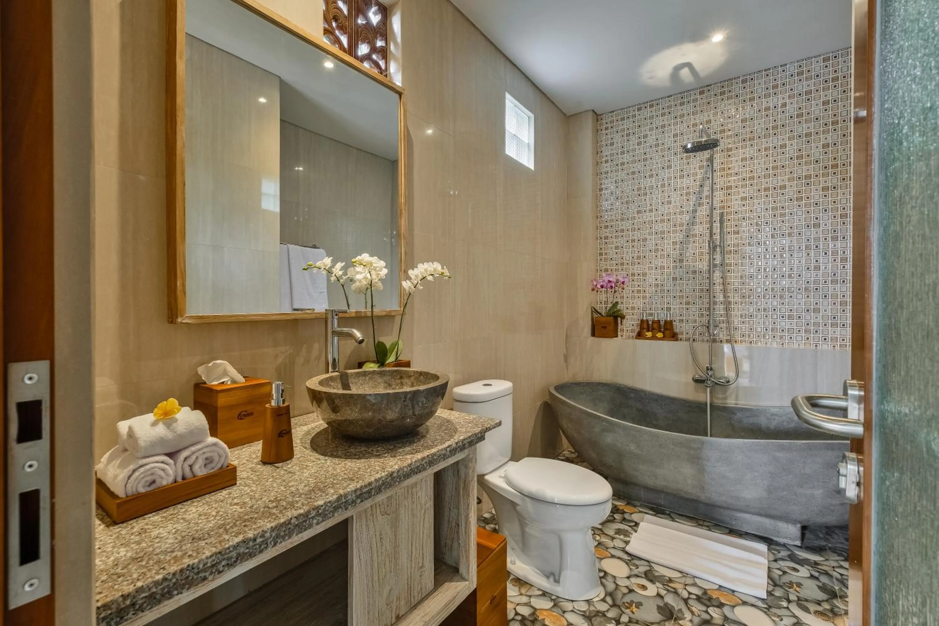 Bathroom in Gynandha Ubud Cottage