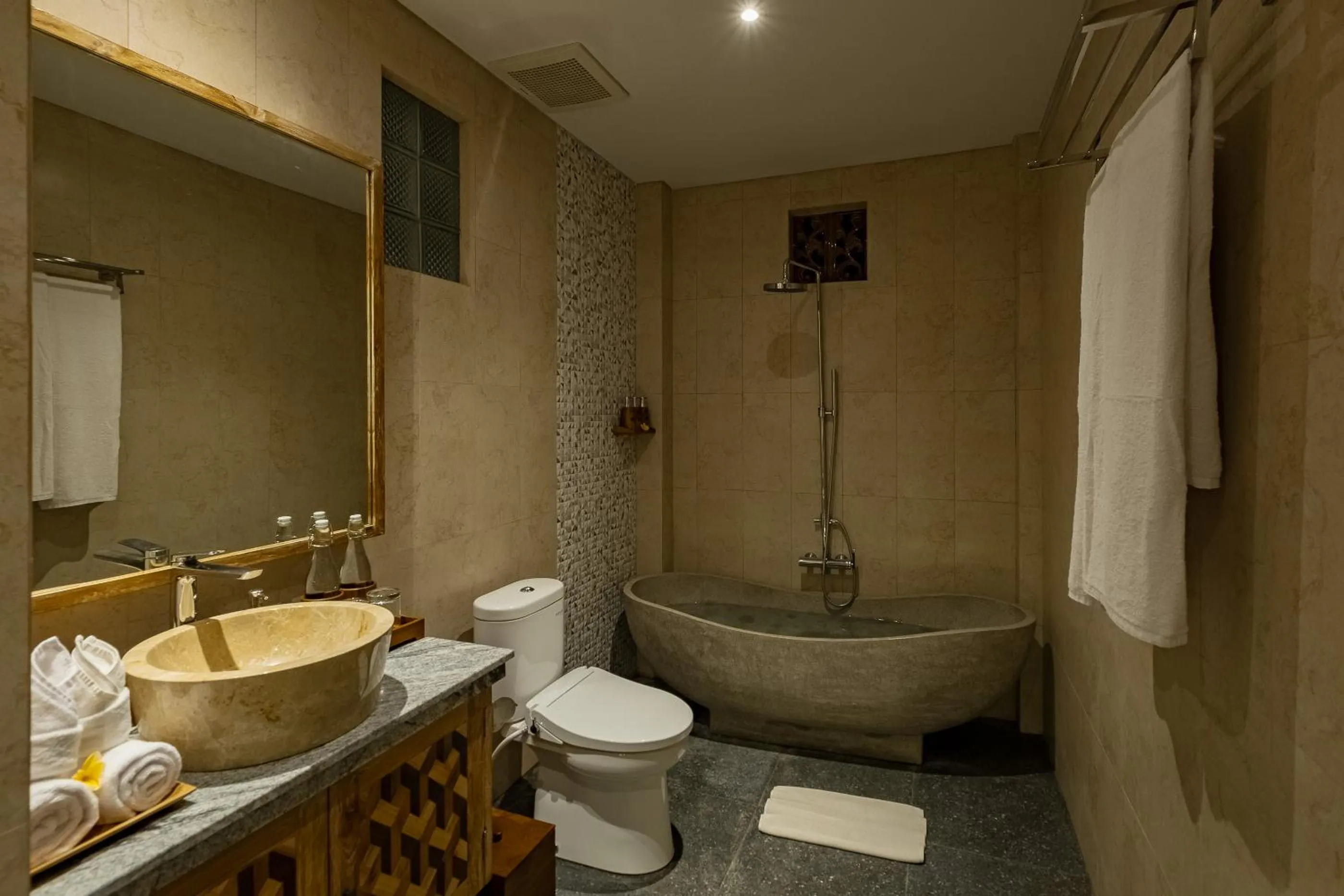 Bathroom in Gynandha Ubud Cottage