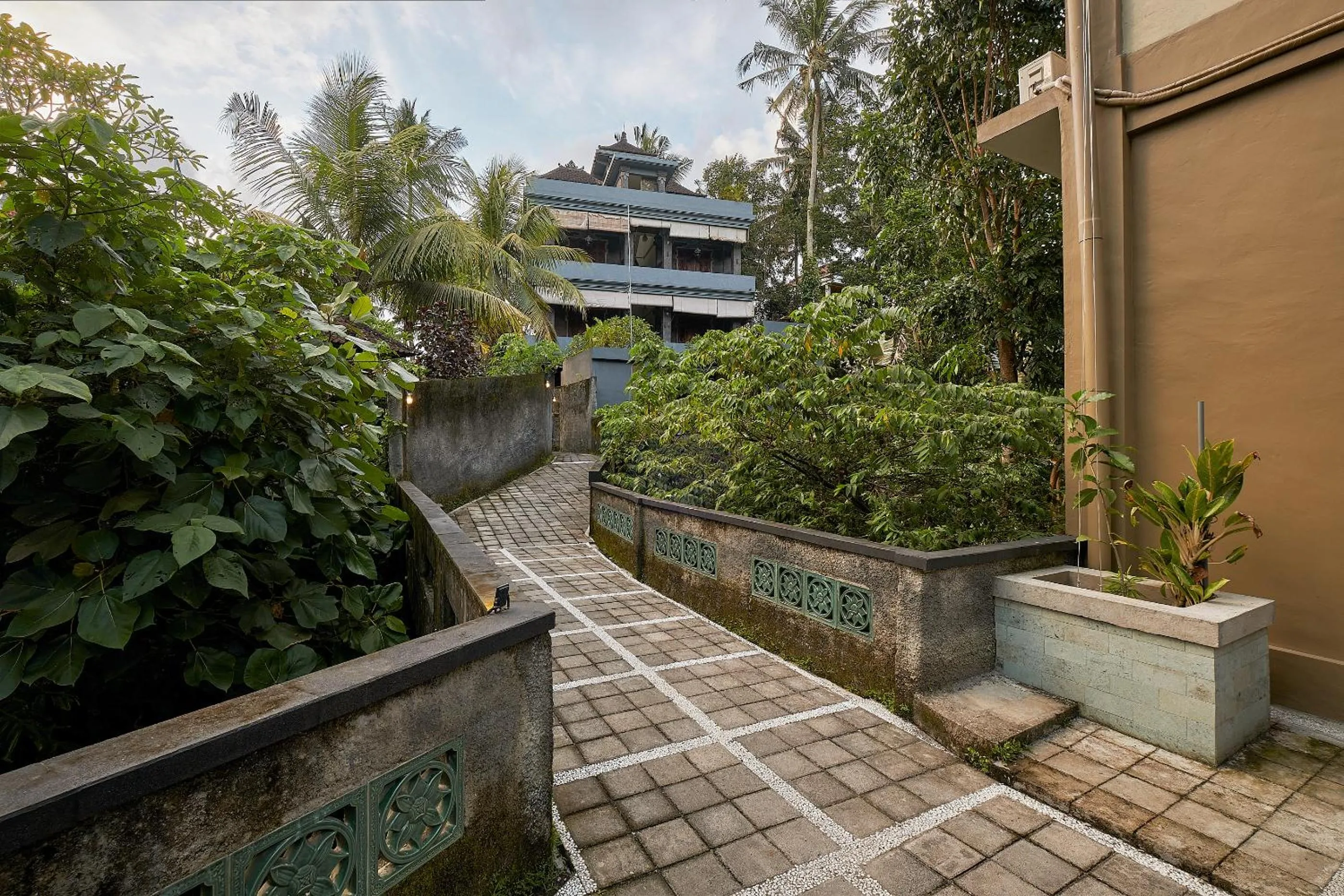 Facade/entrance in Gynandha Ubud Cottage