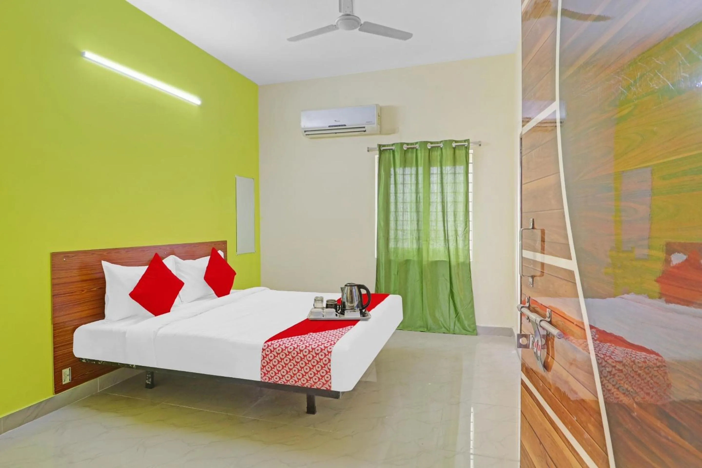 Bedroom, Bed in Super Collection O Elite Stay Near Habsiguda Metro Station