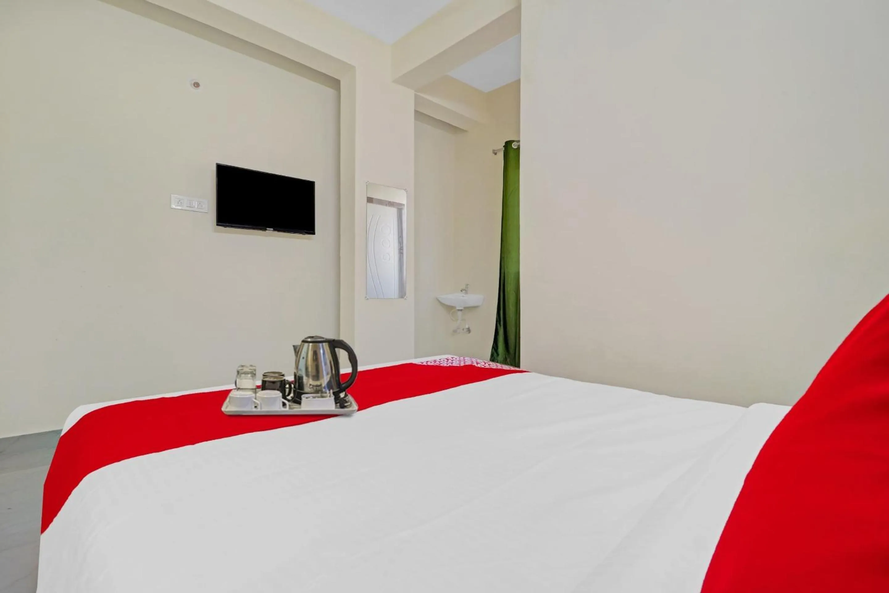 Bedroom, Bed in Super Collection O Elite Stay Near Habsiguda Metro Station