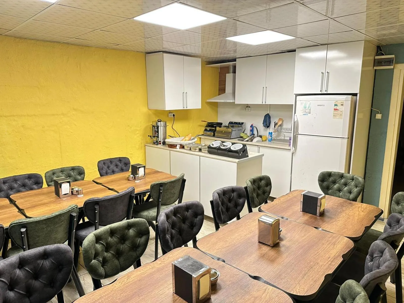 Restaurant/places to eat in Taksim Soushian Hotel