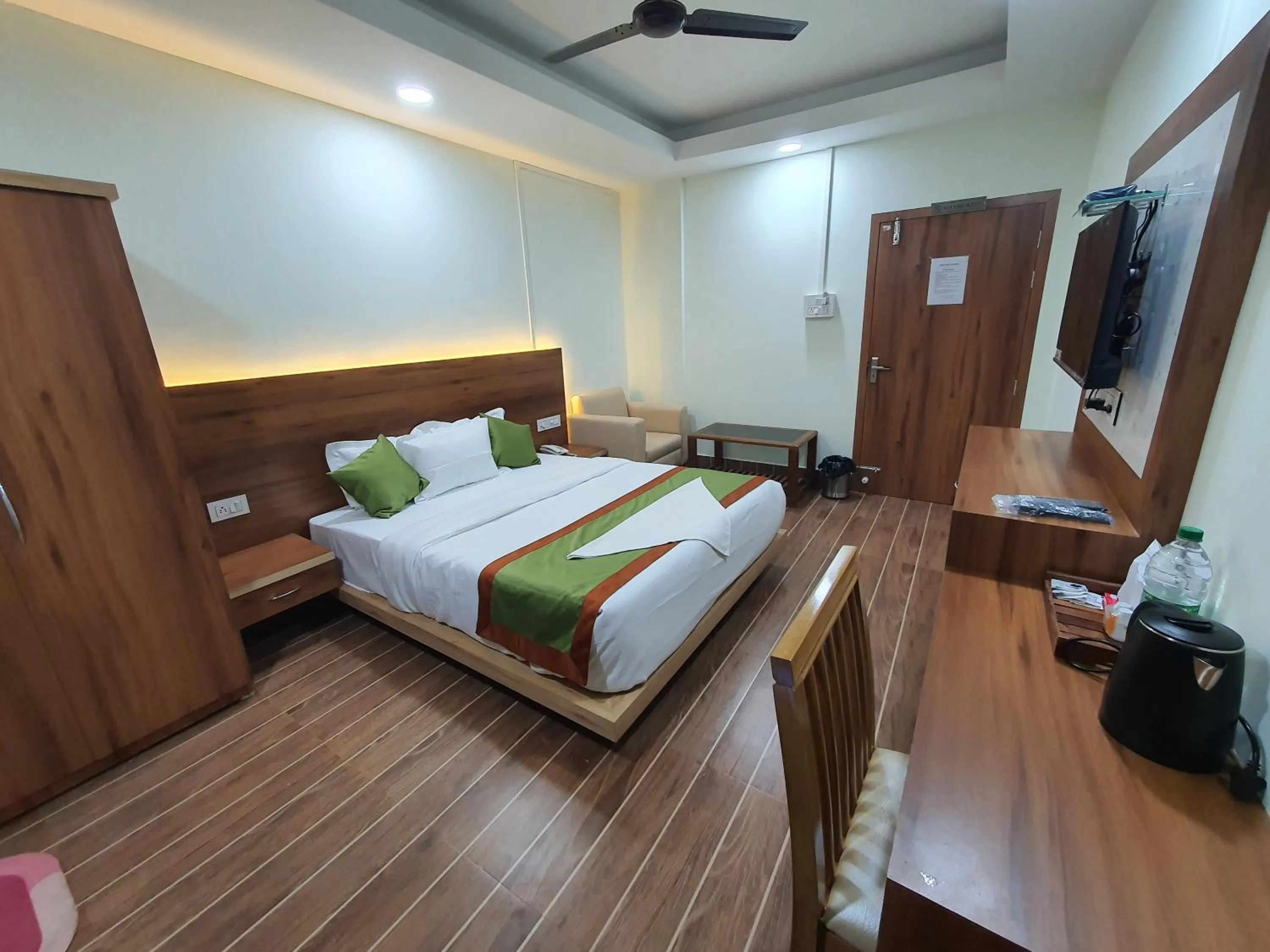 TV and multimedia, Bed in HOTEL DEO VOLENTE