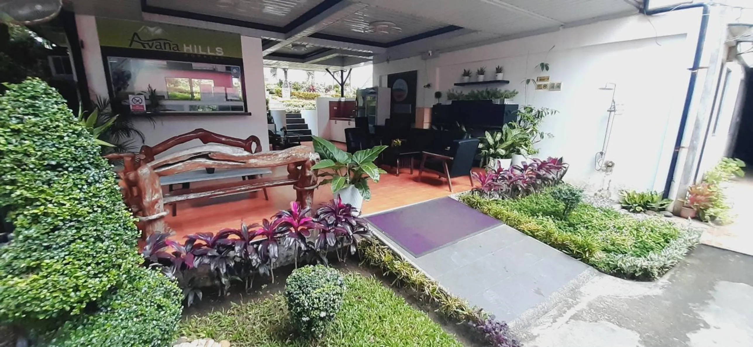 Lobby or reception in Avana Hills Boracay Prime Family Suite 101