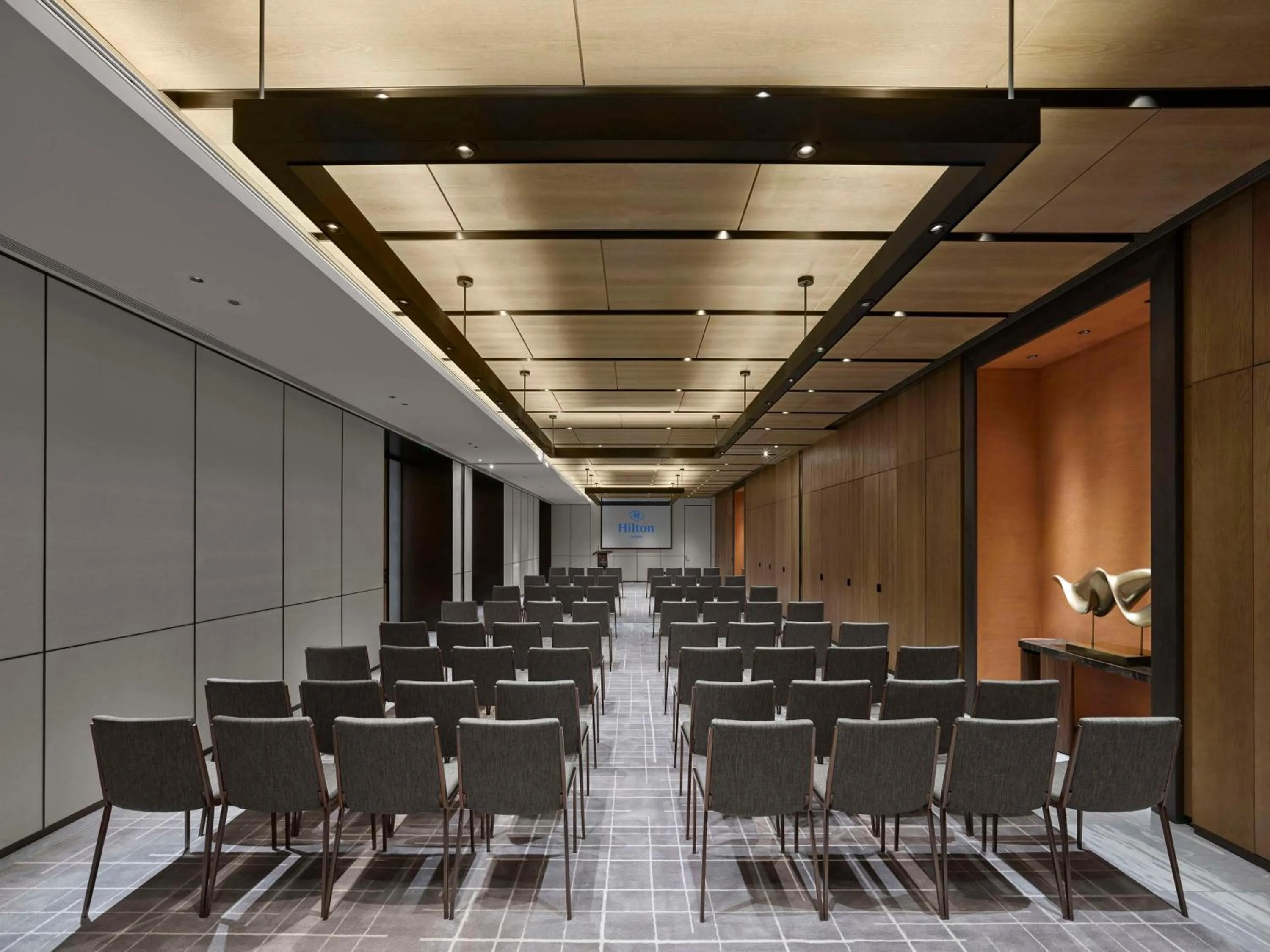 Meeting/conference room in Hilton Zhuhai