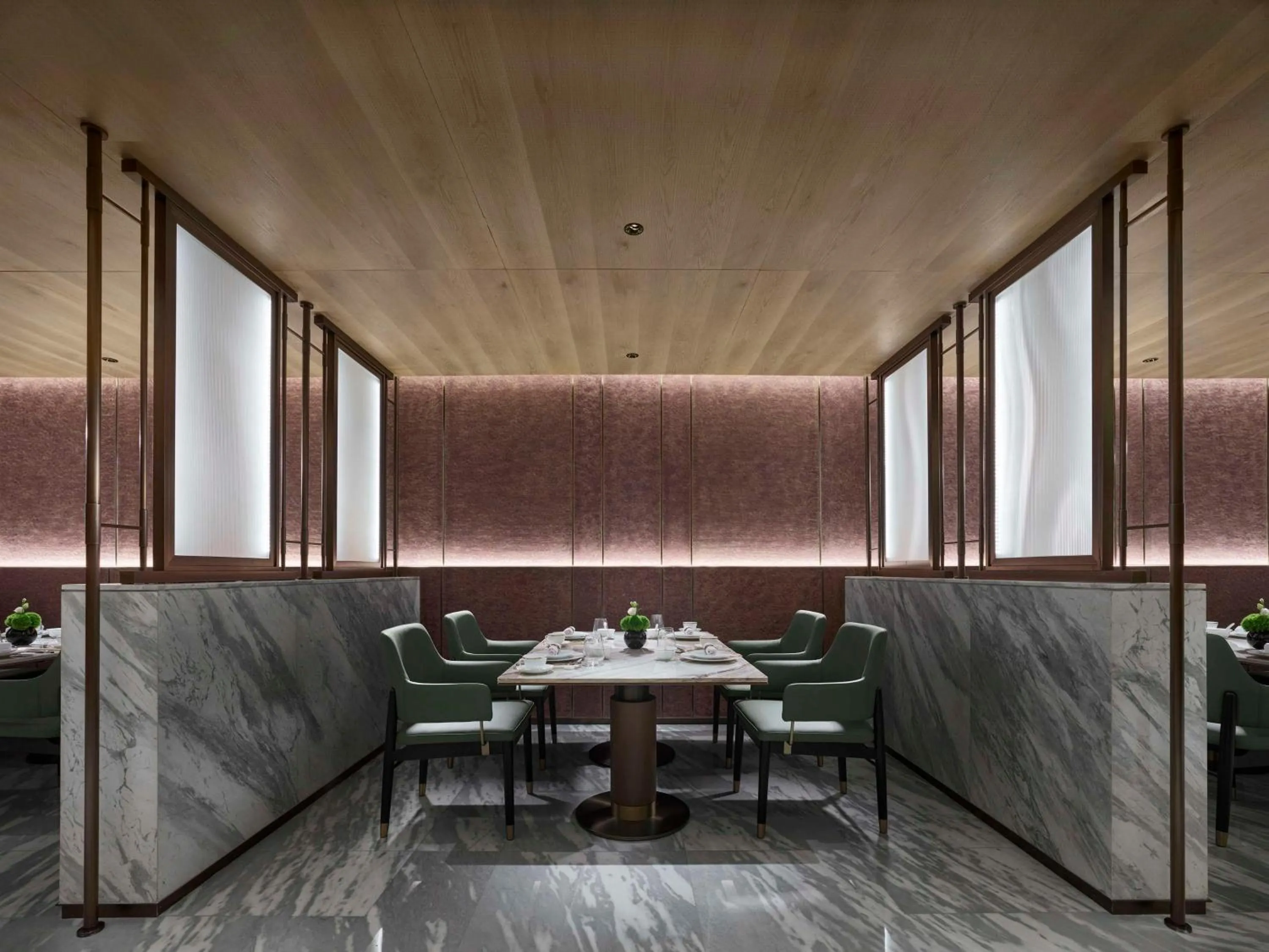 Restaurant/places to eat in Hilton Zhuhai