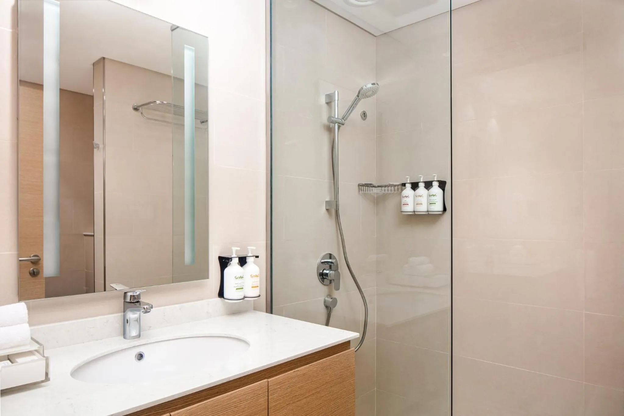 Bathroom in Holiday Inn & Suites - Dubai Science Park by IHG