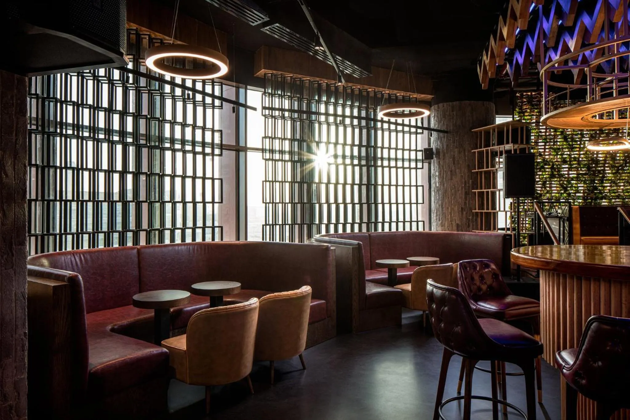 Lounge or bar in Holiday Inn & Suites - Dubai Science Park by IHG