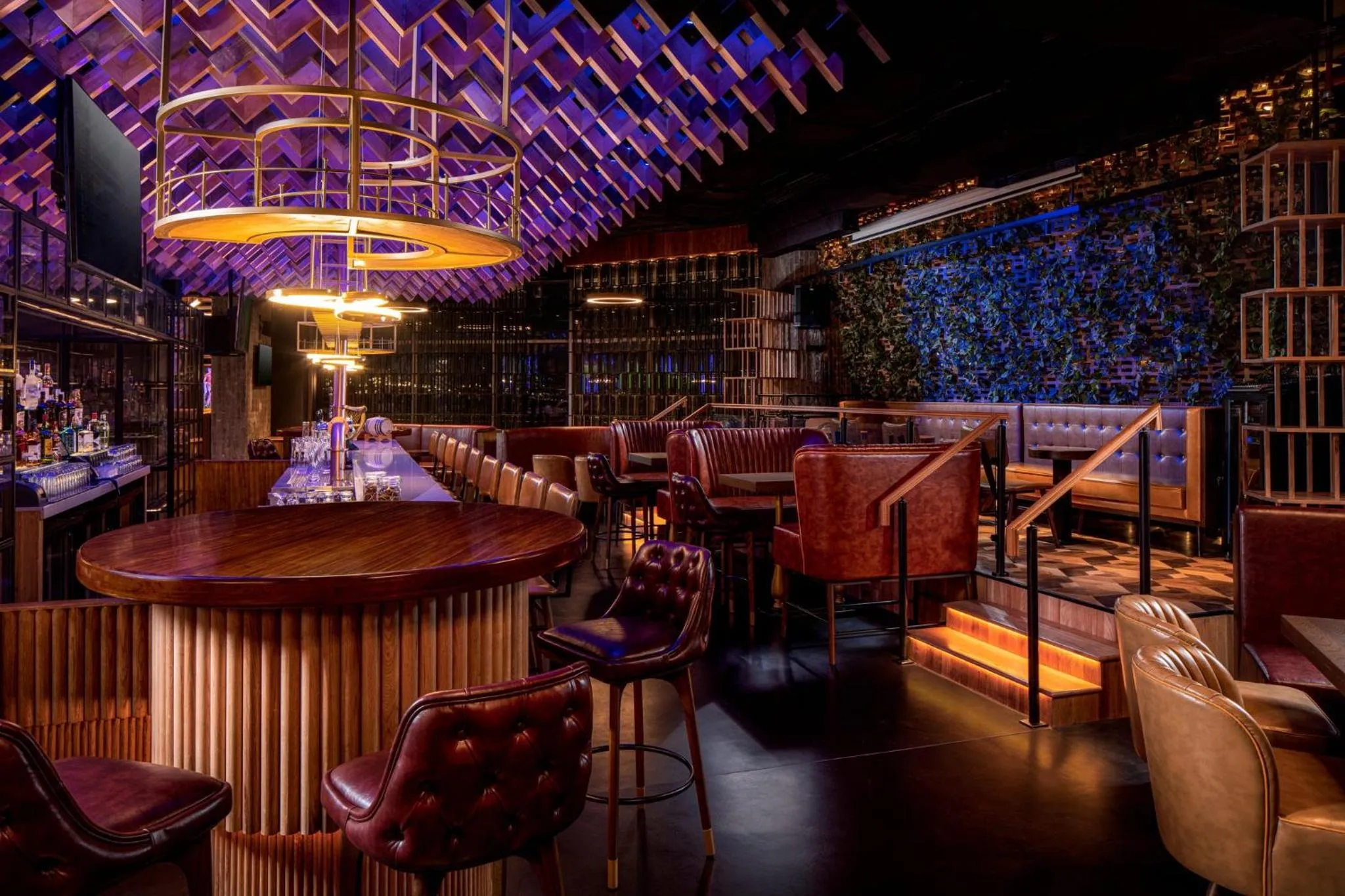 Lounge or bar in Holiday Inn & Suites - Dubai Science Park by IHG