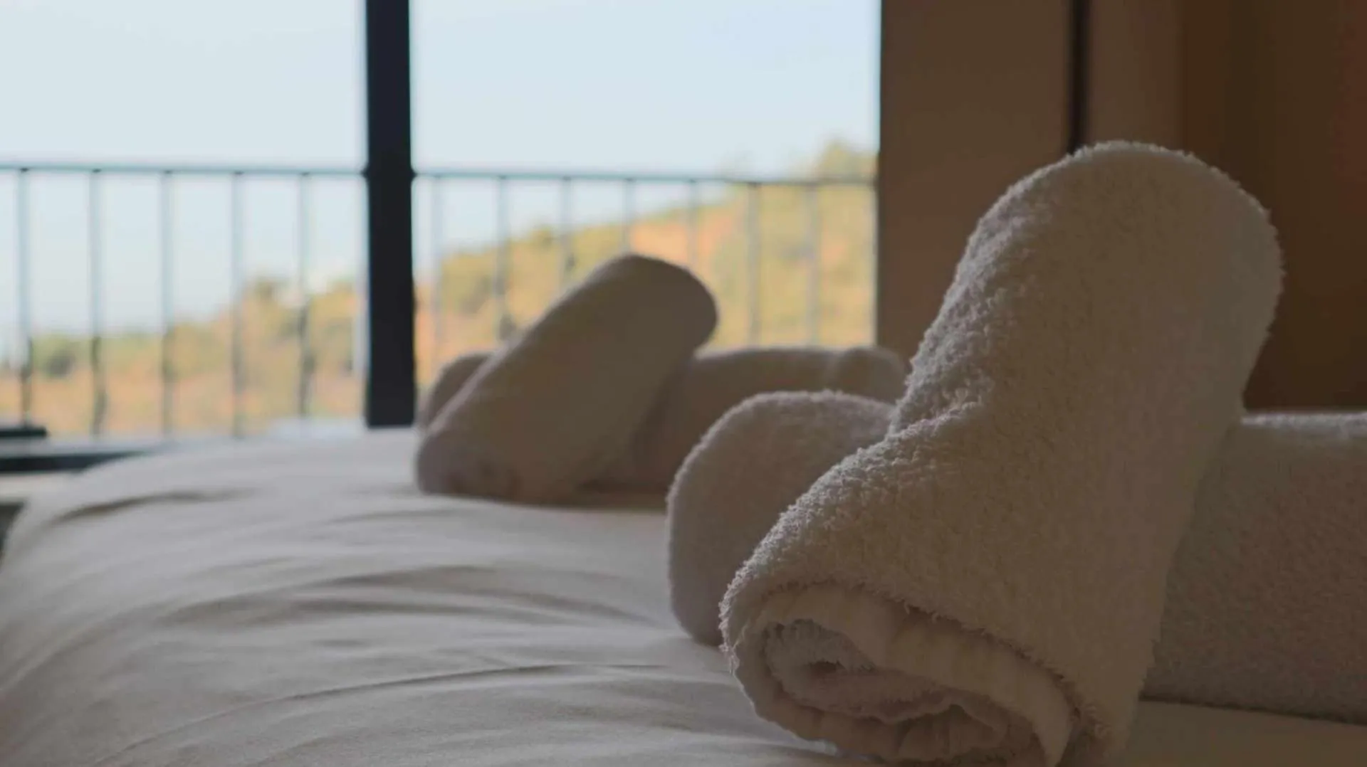Bed in Marbella Resort, Samara. By Houselogy