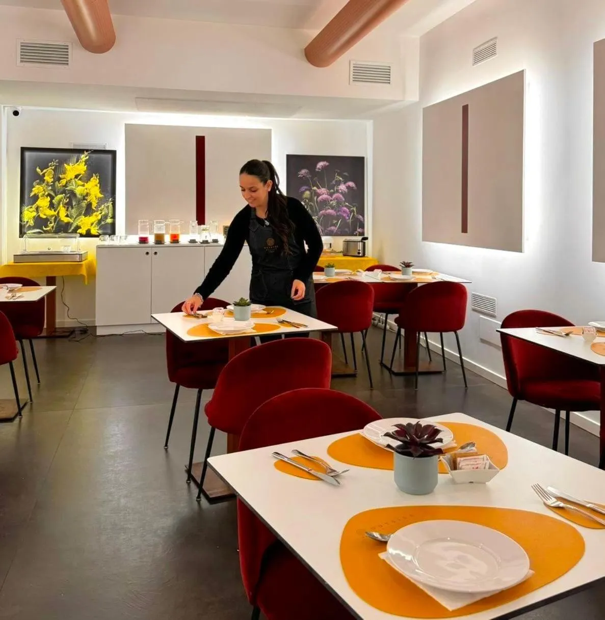 Breakfast in Outside Boutique Hotel