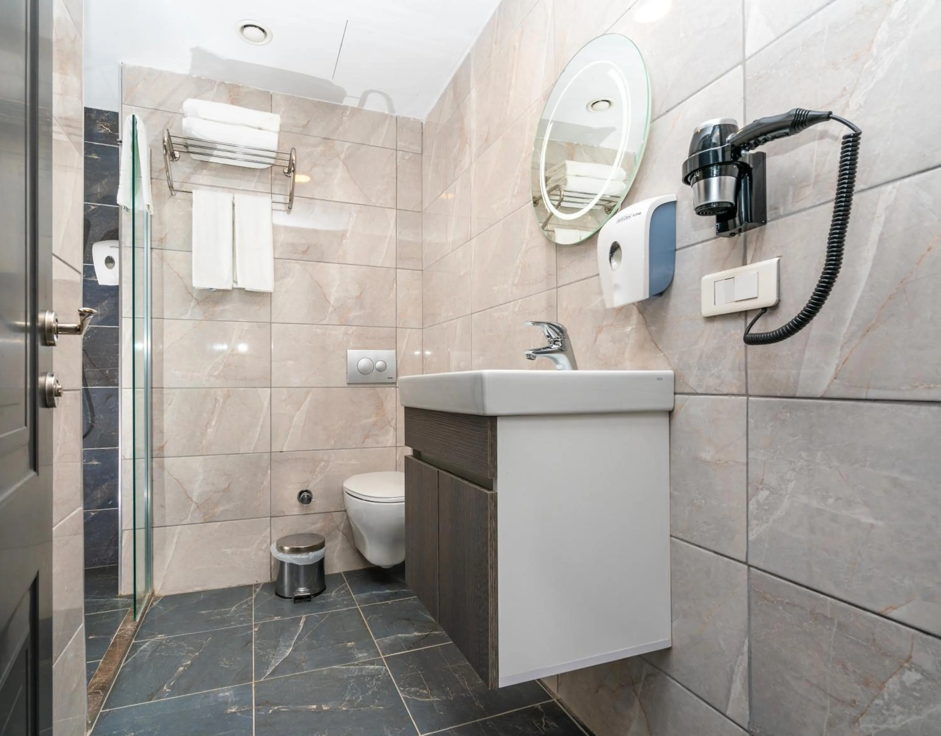 Bathroom in The Gate Kadıköy Downtown