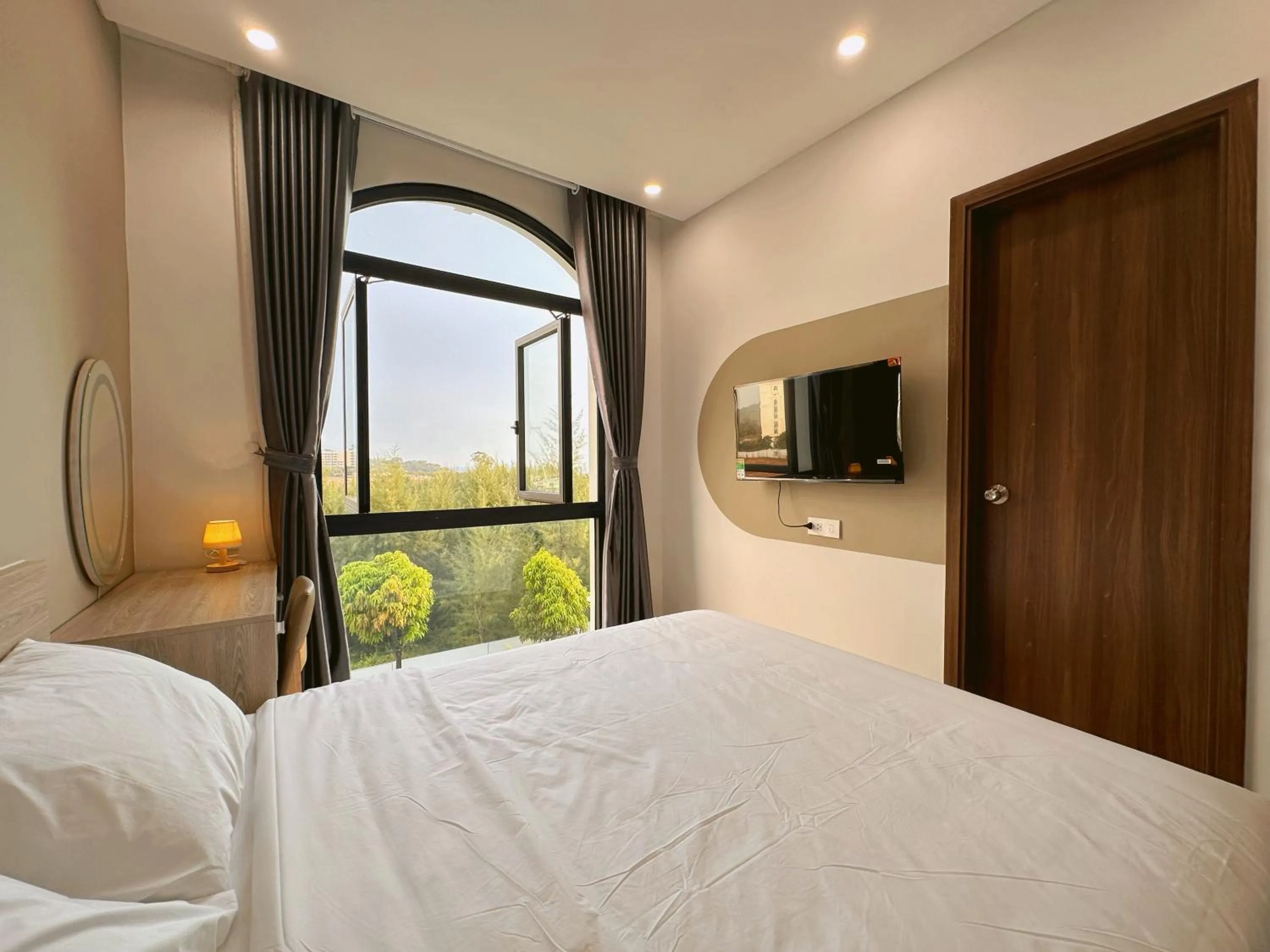 Bed in The Sol Grand World Phu Quoc