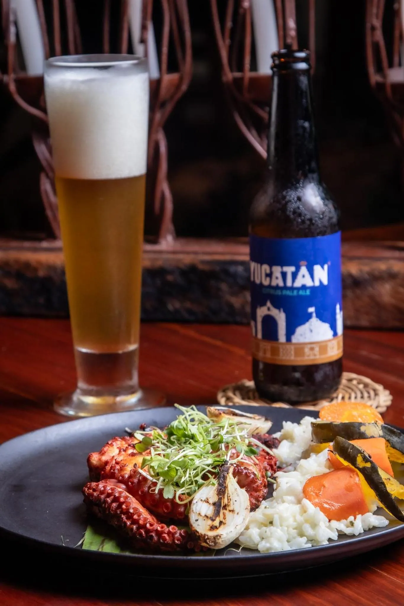 Restaurant/places to eat in Oriundo Luxury Nature Villas