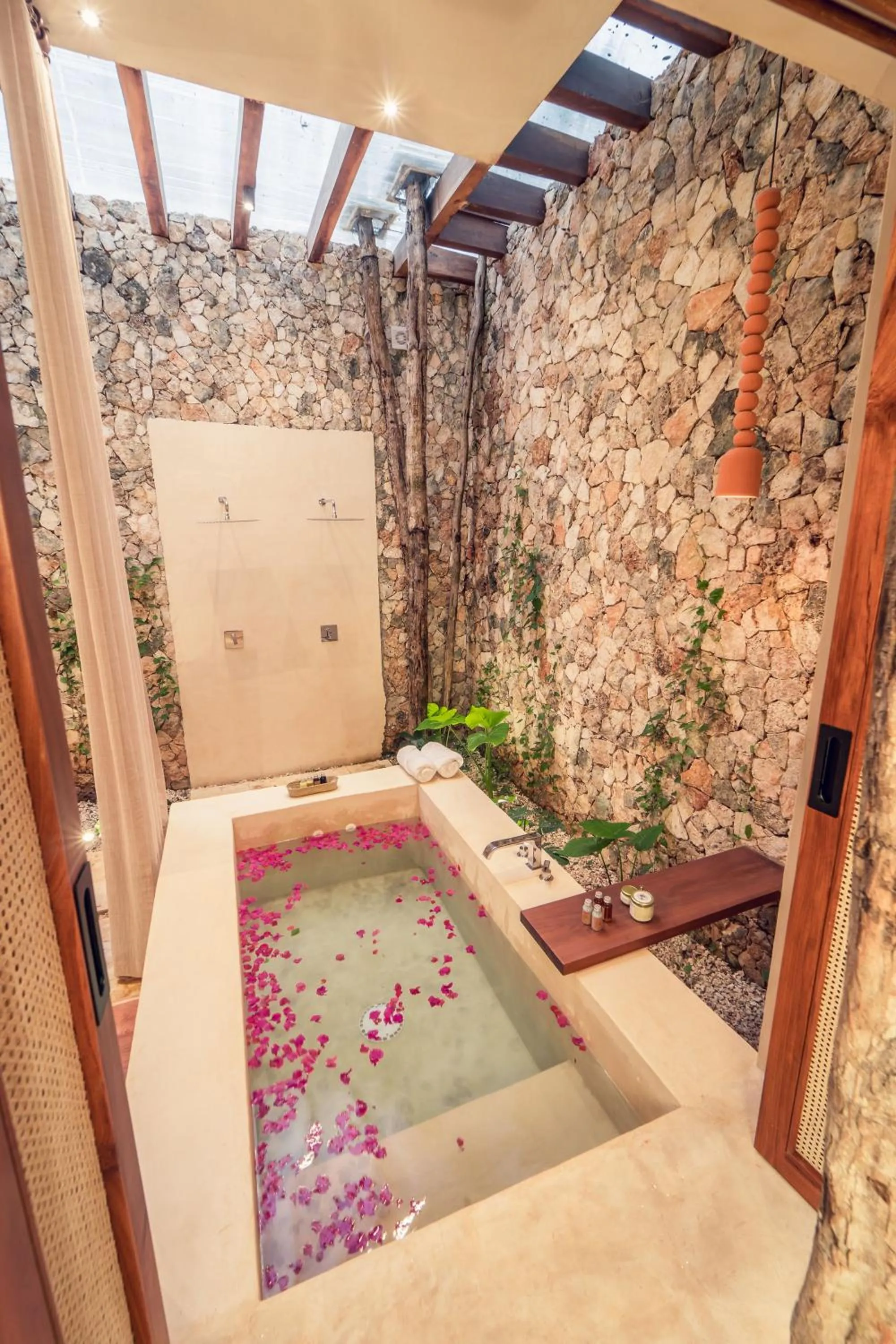 Bathroom in Oriundo Luxury Nature Villas