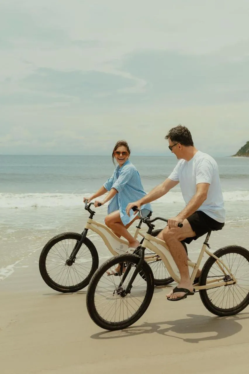 People in Ilha do Mel Lodges