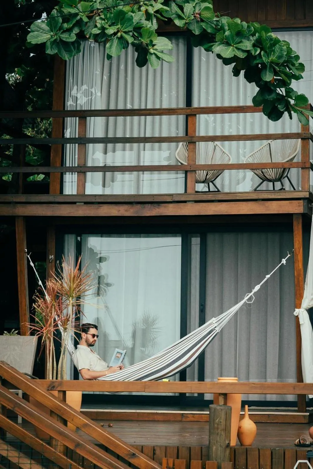 Property building in Ilha do Mel Lodges