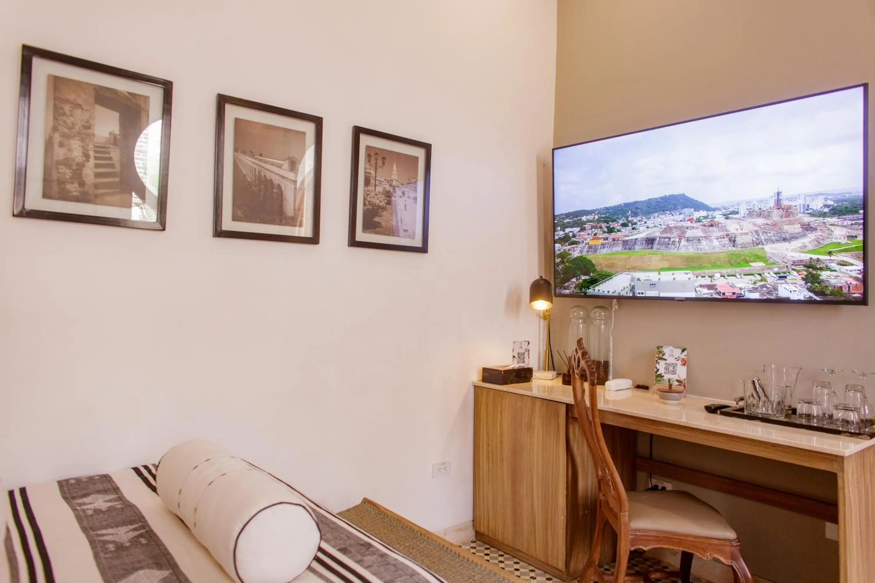 TV and multimedia in Sol de Alba Hotel Boutique